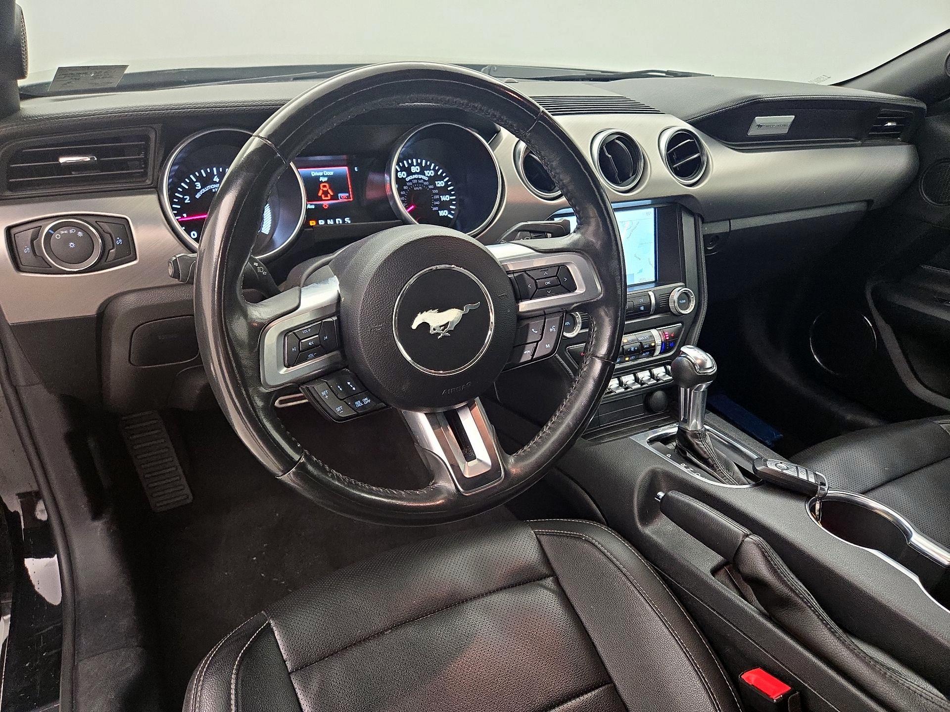 Thumbnail: 2022 Ford Mustang - 9