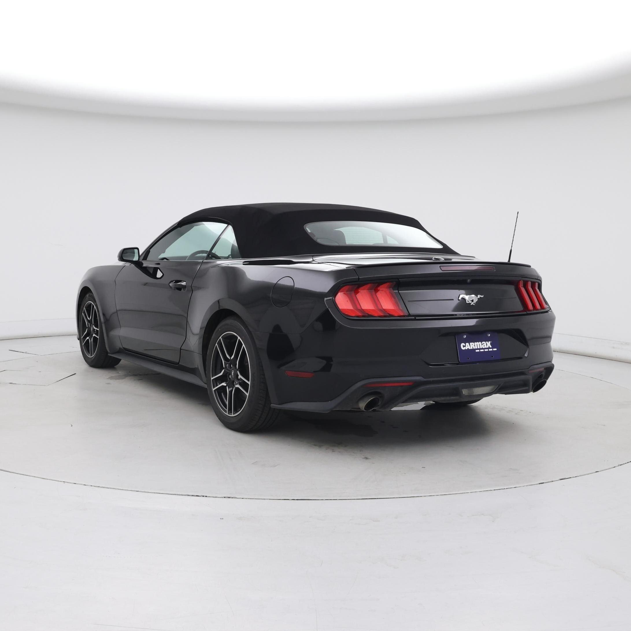 Thumbnail: 2022 Ford Mustang - 2