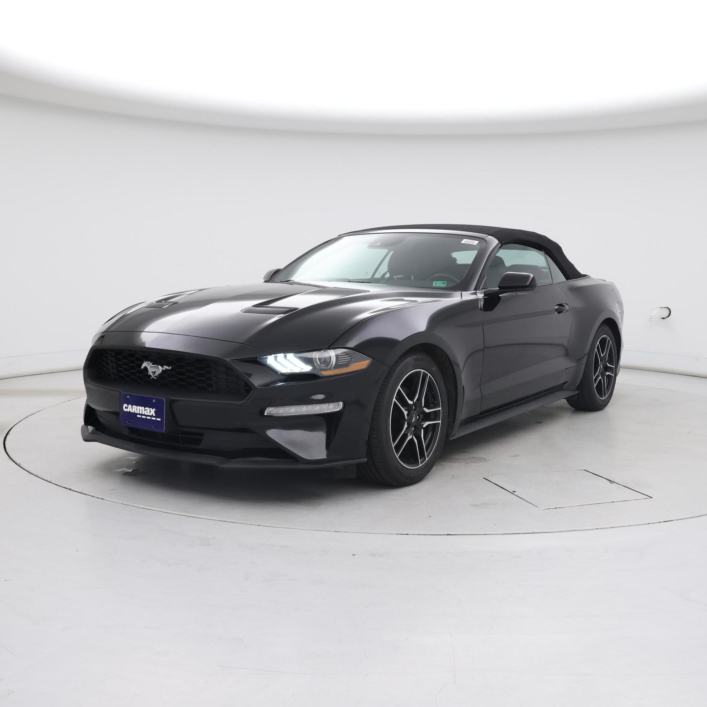 Thumbnail: 2022 Ford Mustang - 4