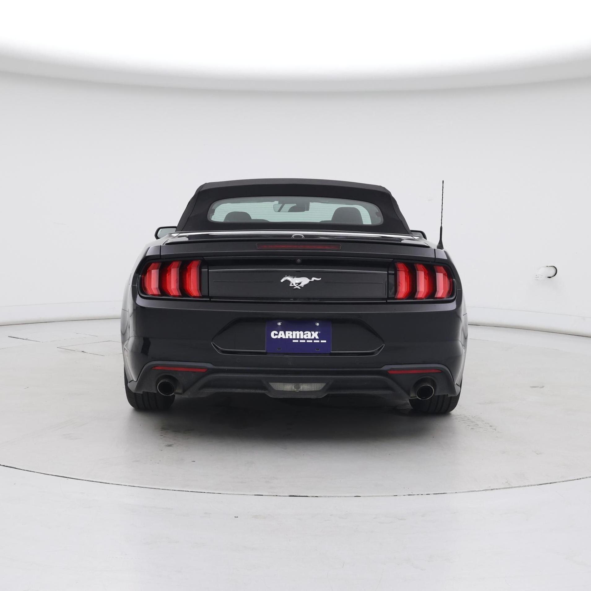 Thumbnail: 2022 Ford Mustang - 6