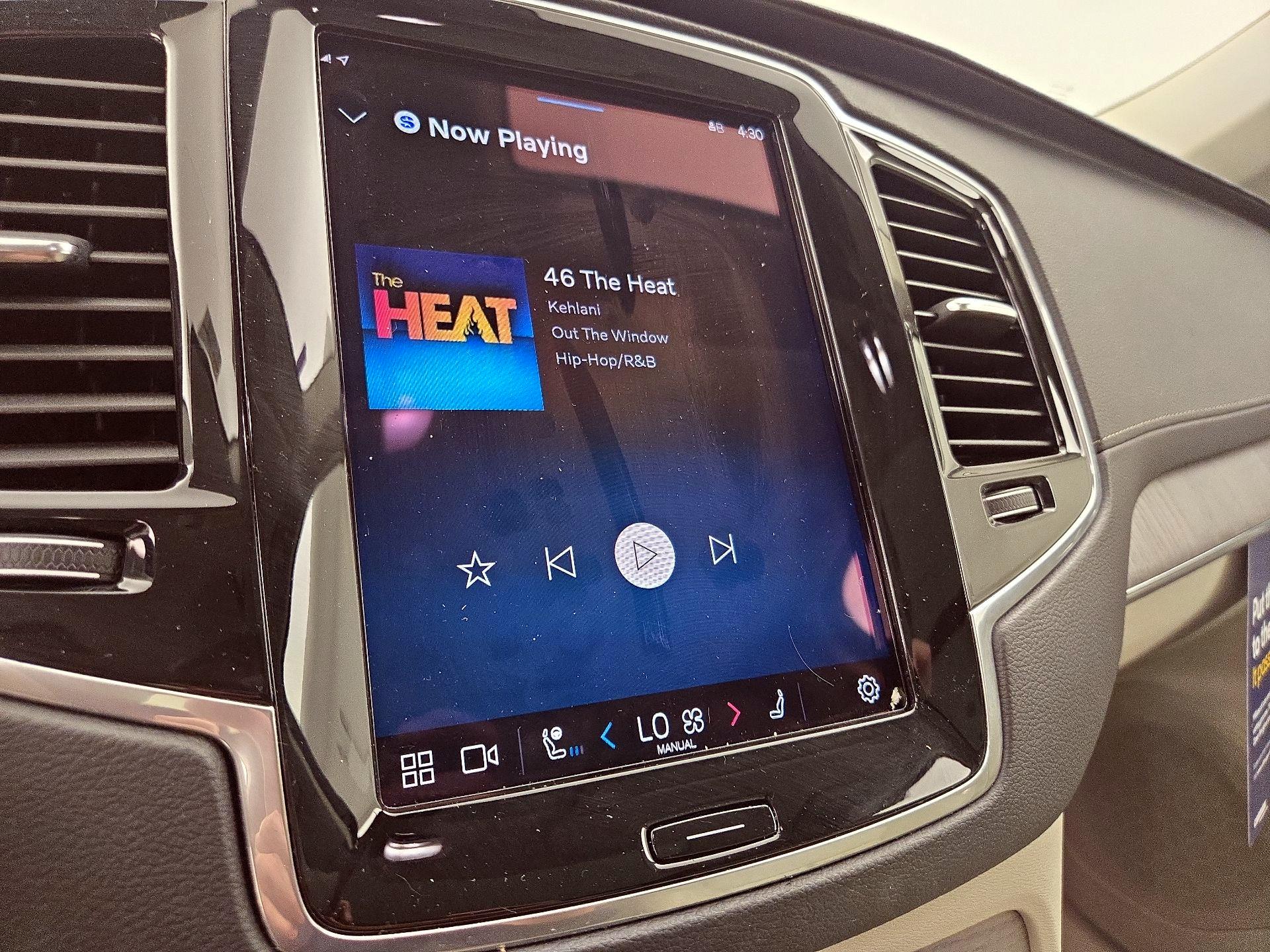 Thumbnail: 2023 Volvo XC90 - 15