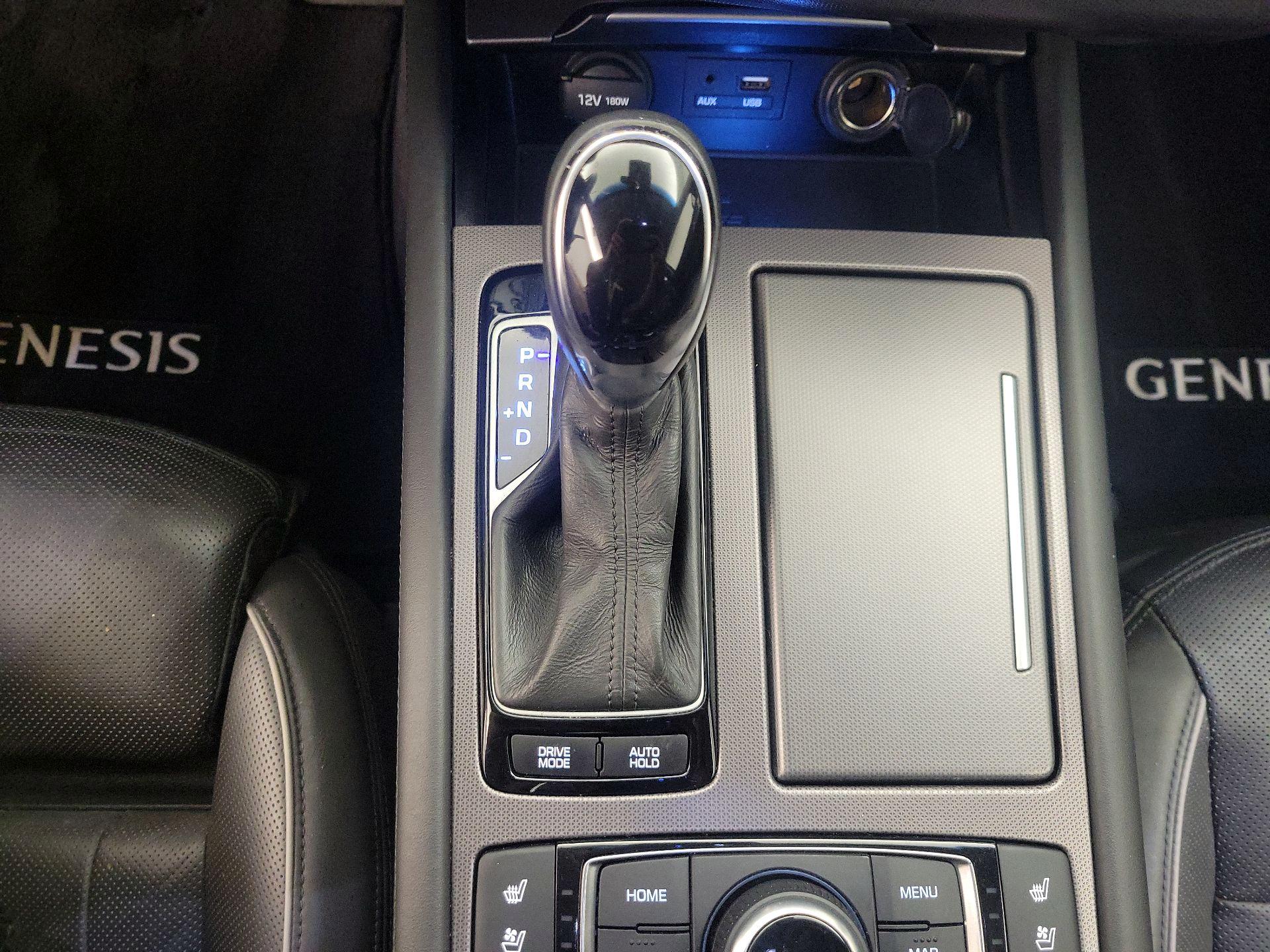 Thumbnail: 2017 Genesis G80 - 18