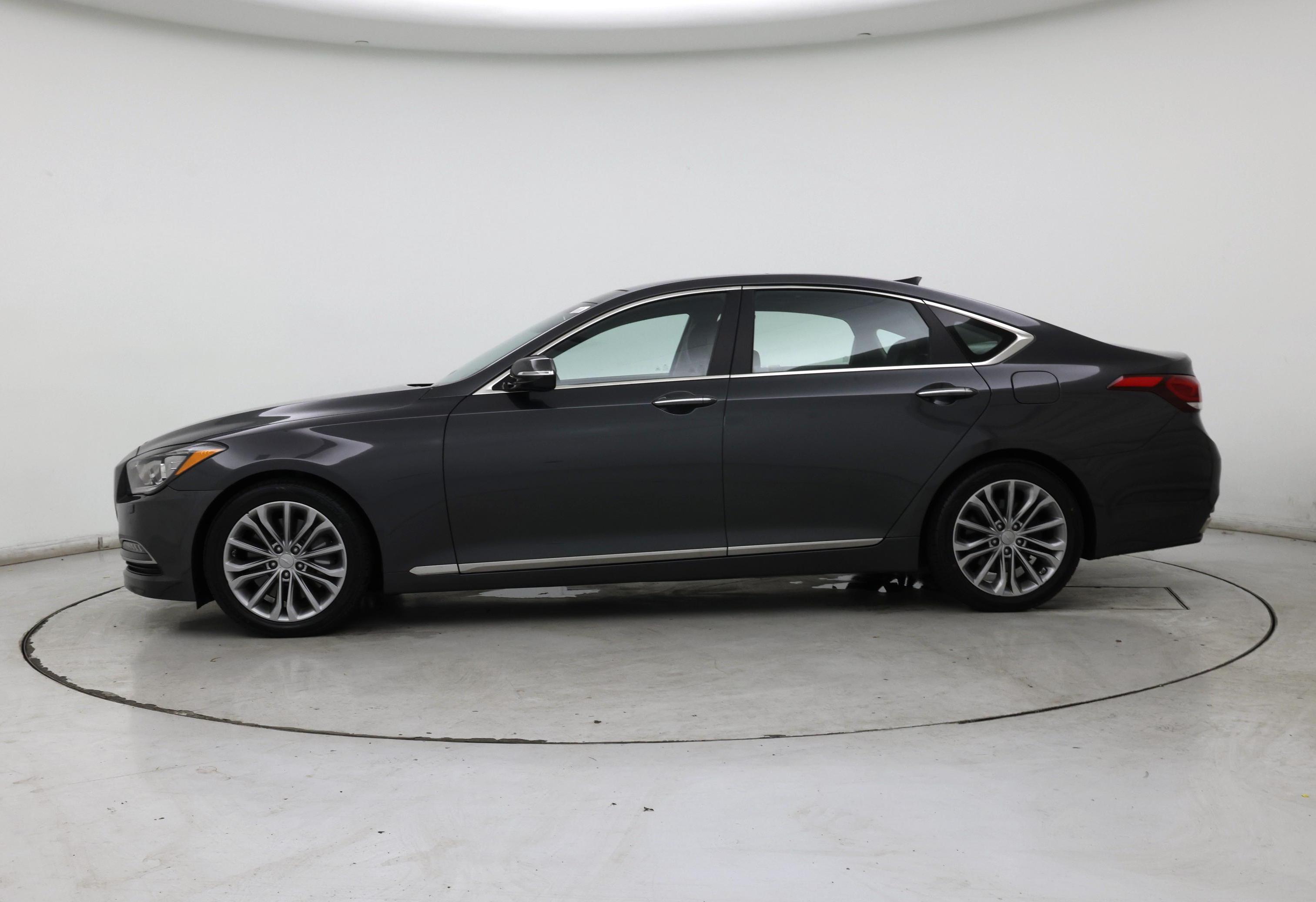Thumbnail: 2017 Genesis G80 - 3