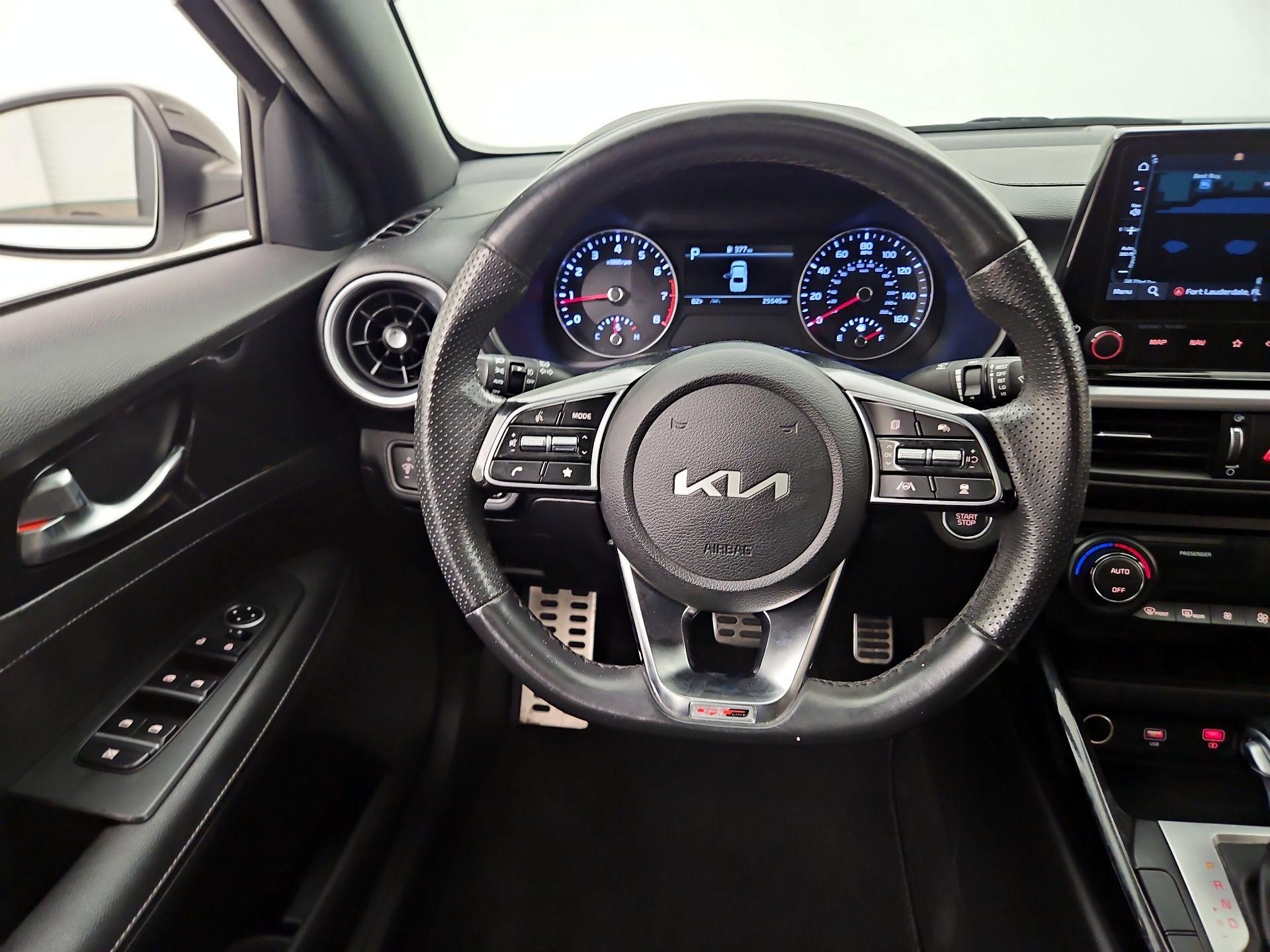 Thumbnail: 2023 Kia Forte - 10