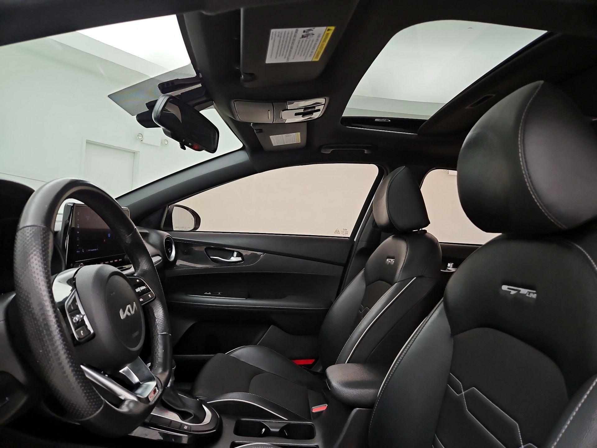 Thumbnail: 2023 Kia Forte - 20