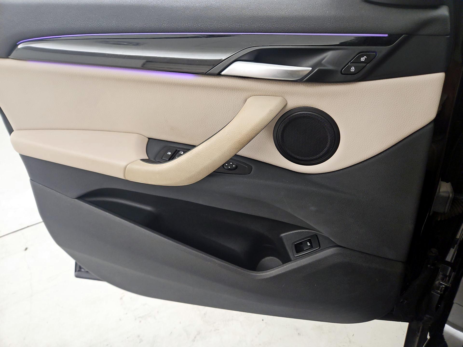 Thumbnail: 2021 BMW X1 - 12
