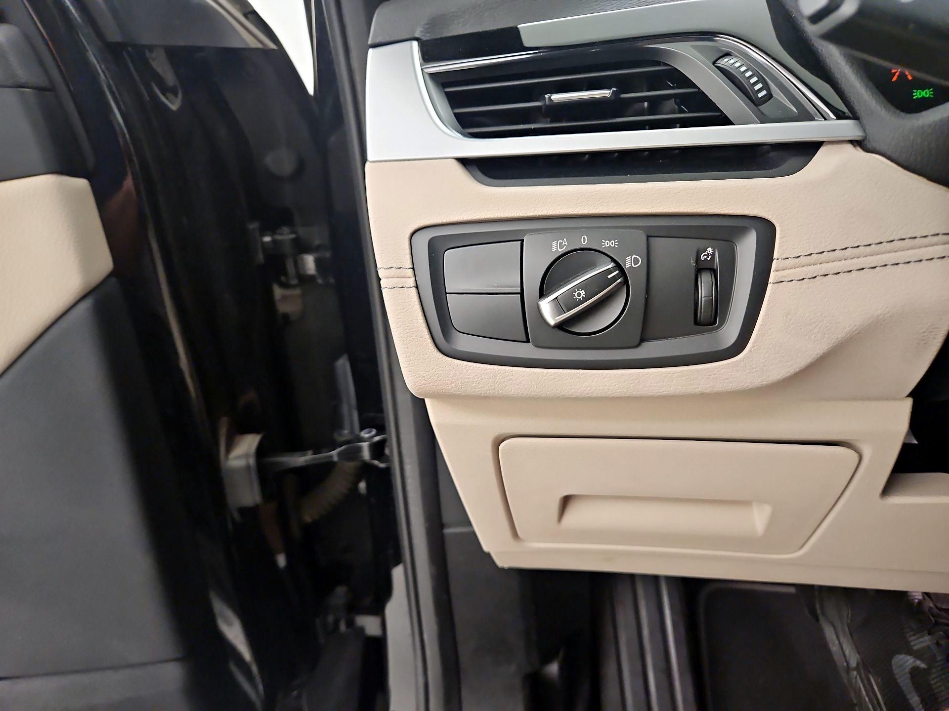Thumbnail: 2021 BMW X1 - 13