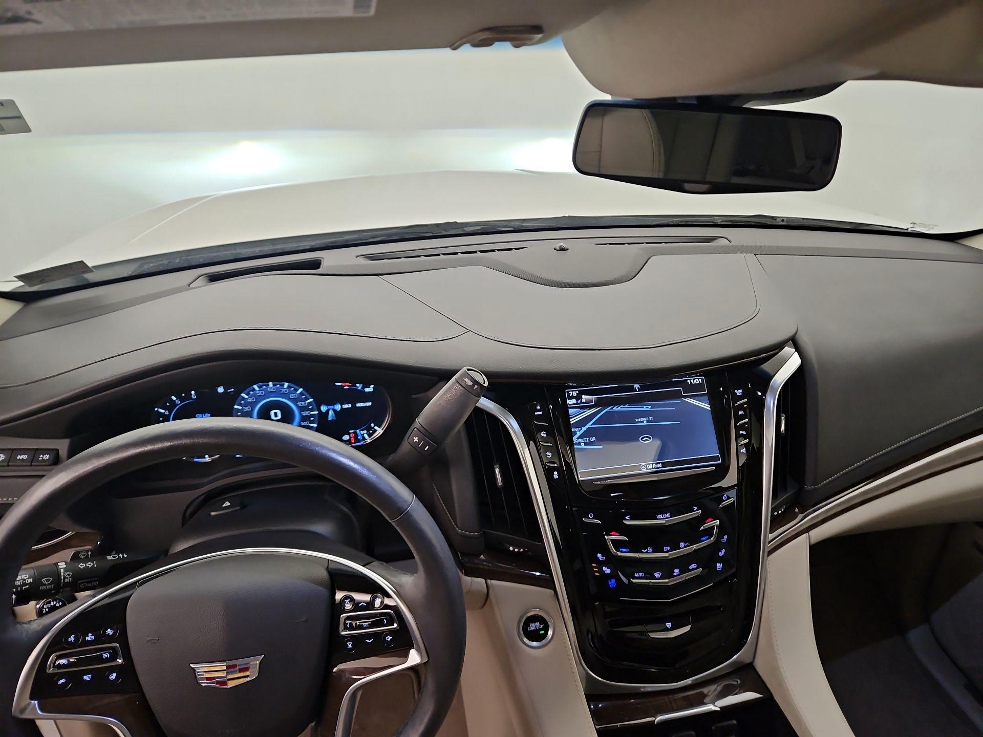 Thumbnail: 2018 Cadillac Escalade - 9