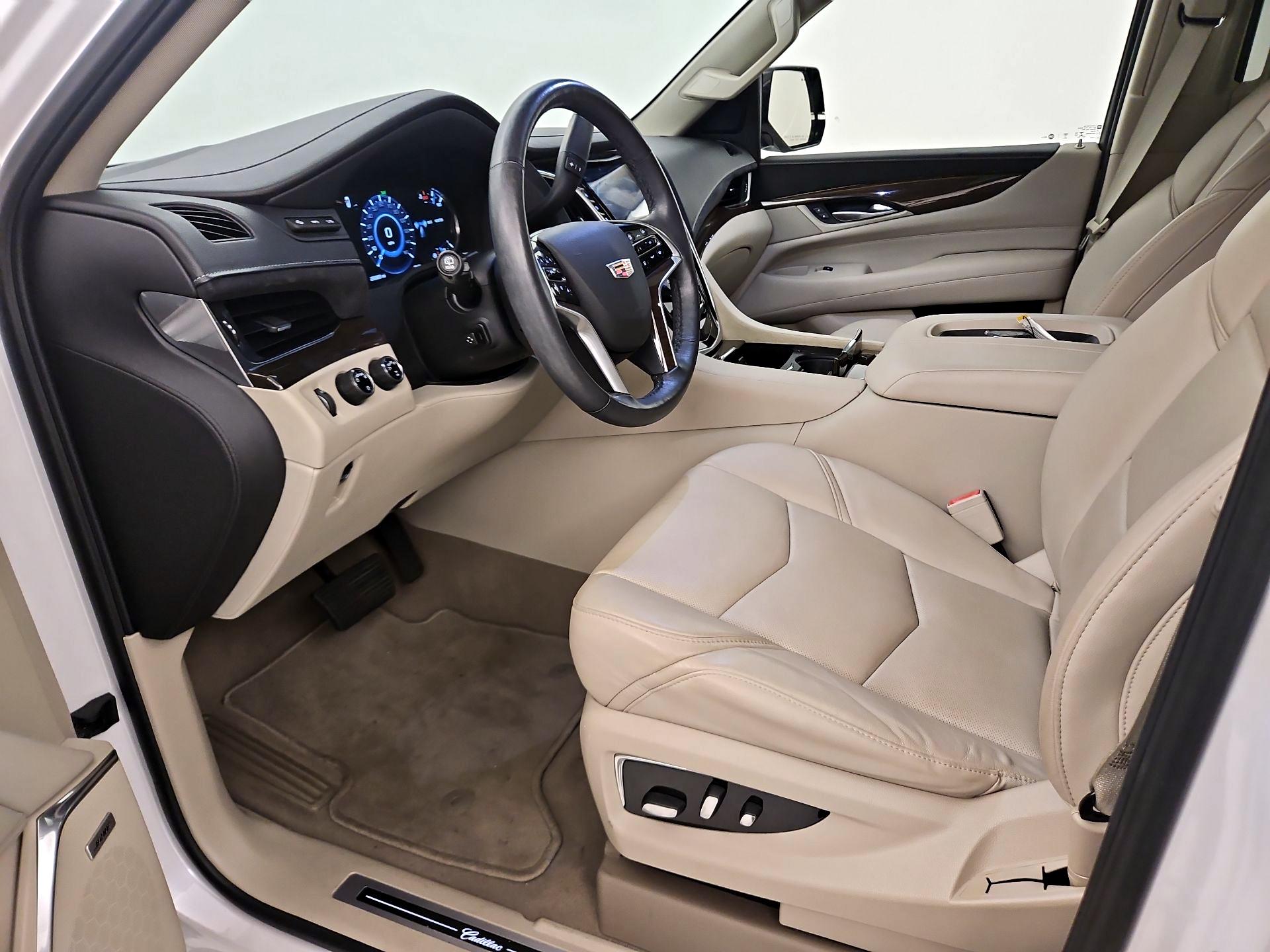 Thumbnail: 2018 Cadillac Escalade - 11