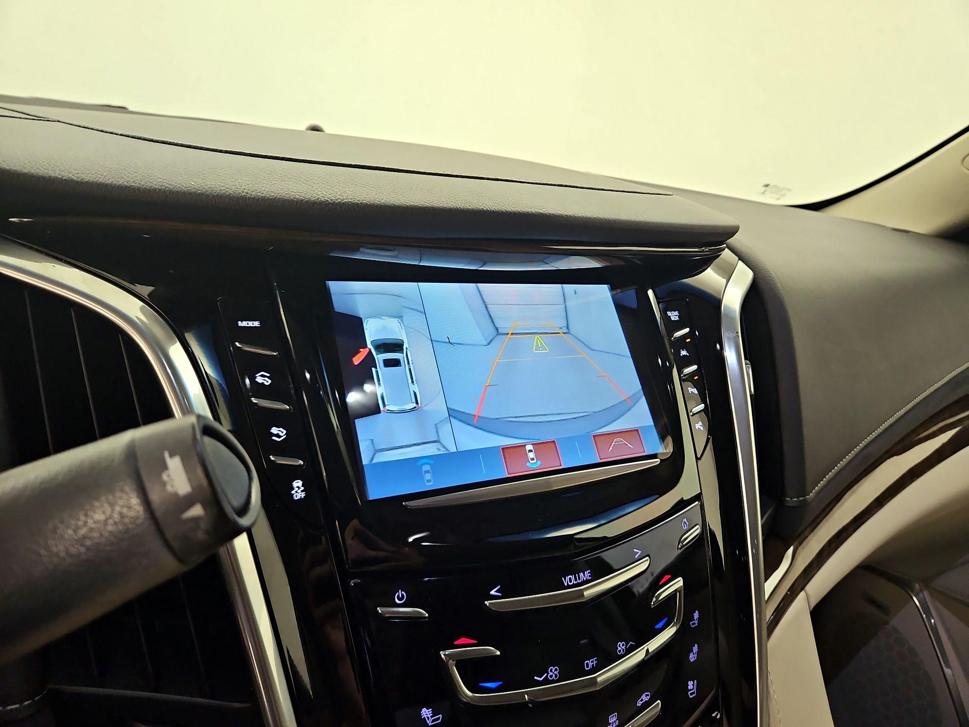Thumbnail: 2018 Cadillac Escalade - 15