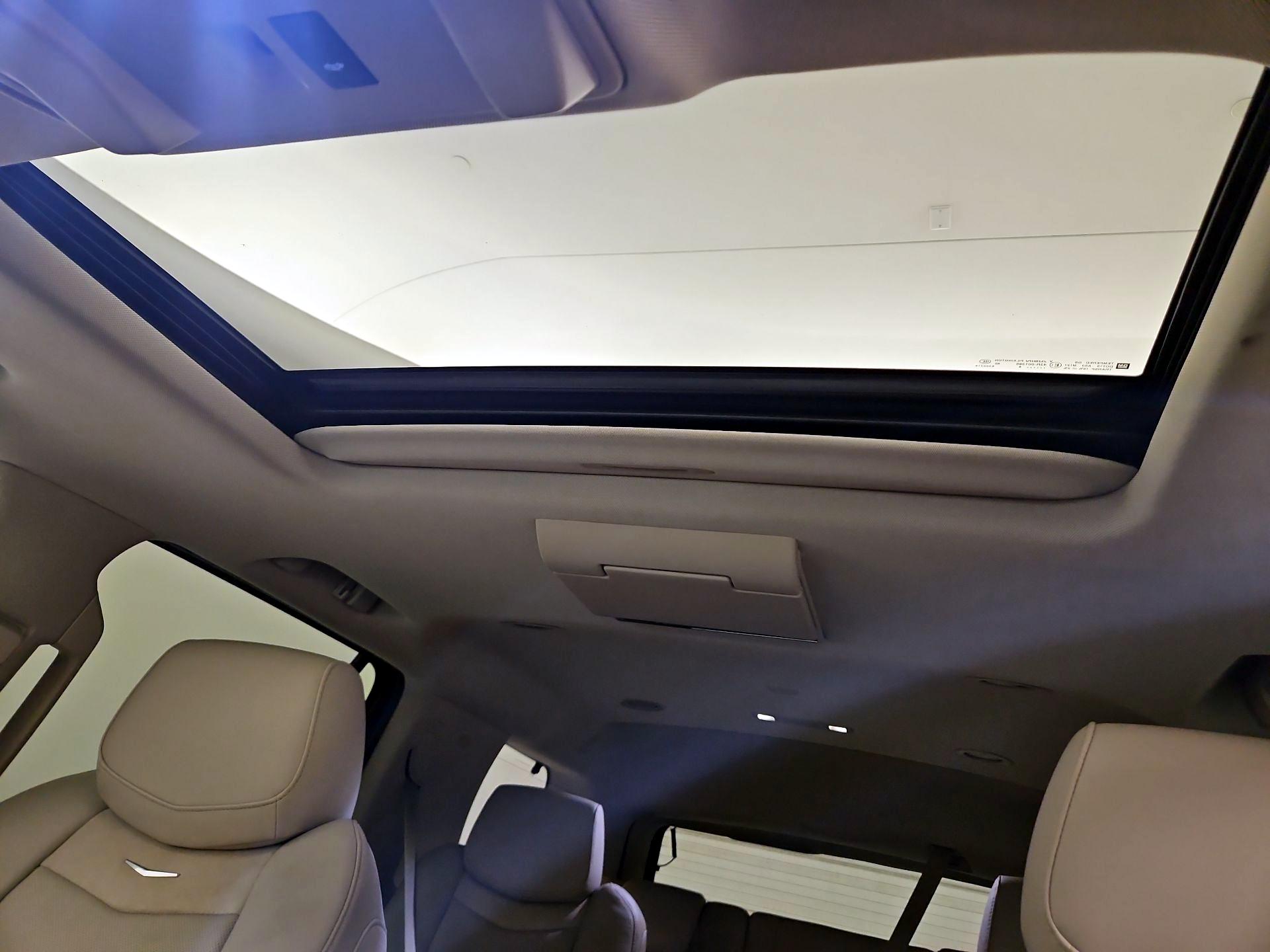 Thumbnail: 2018 Cadillac Escalade - 20