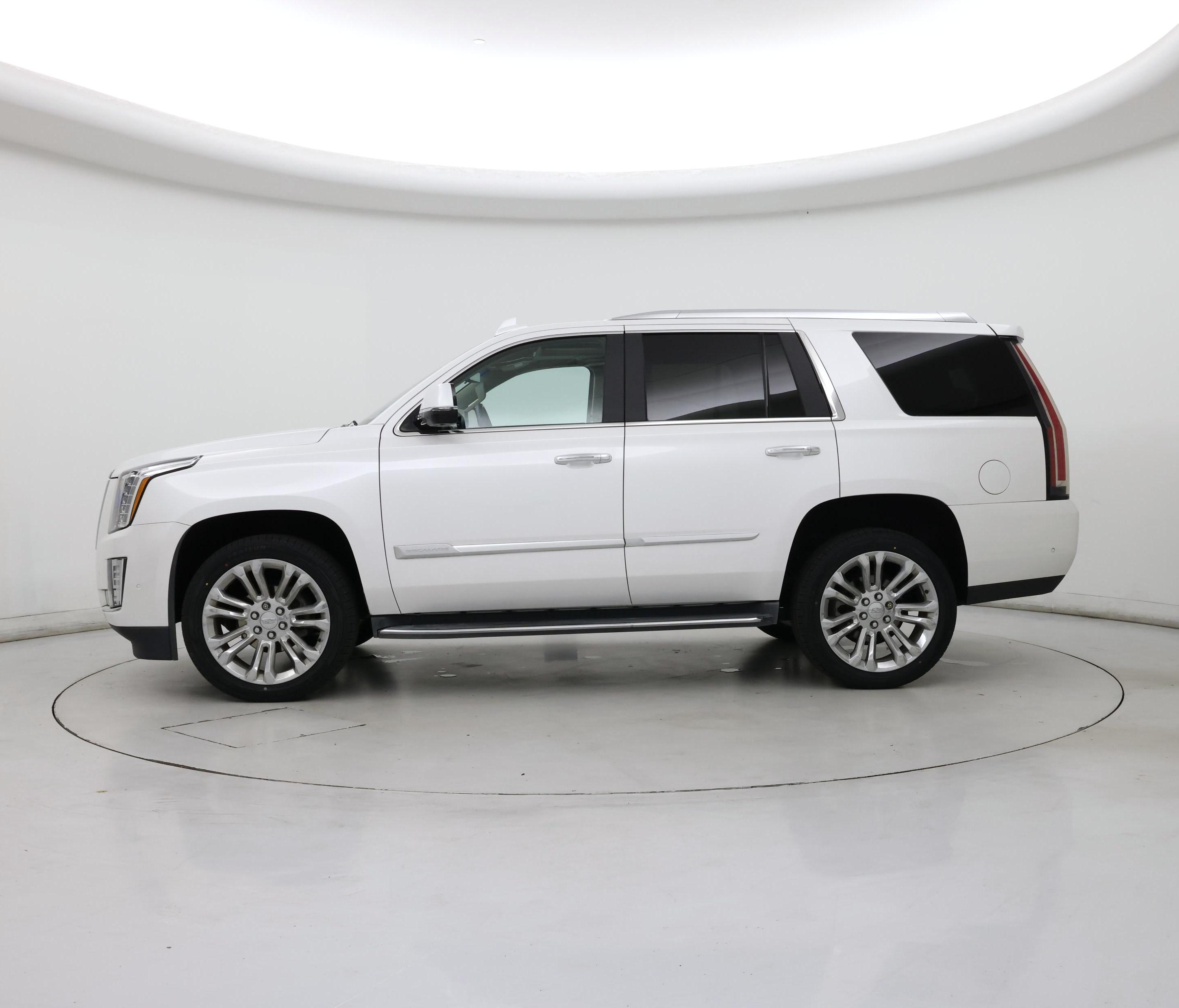 Thumbnail: 2018 Cadillac Escalade - 3