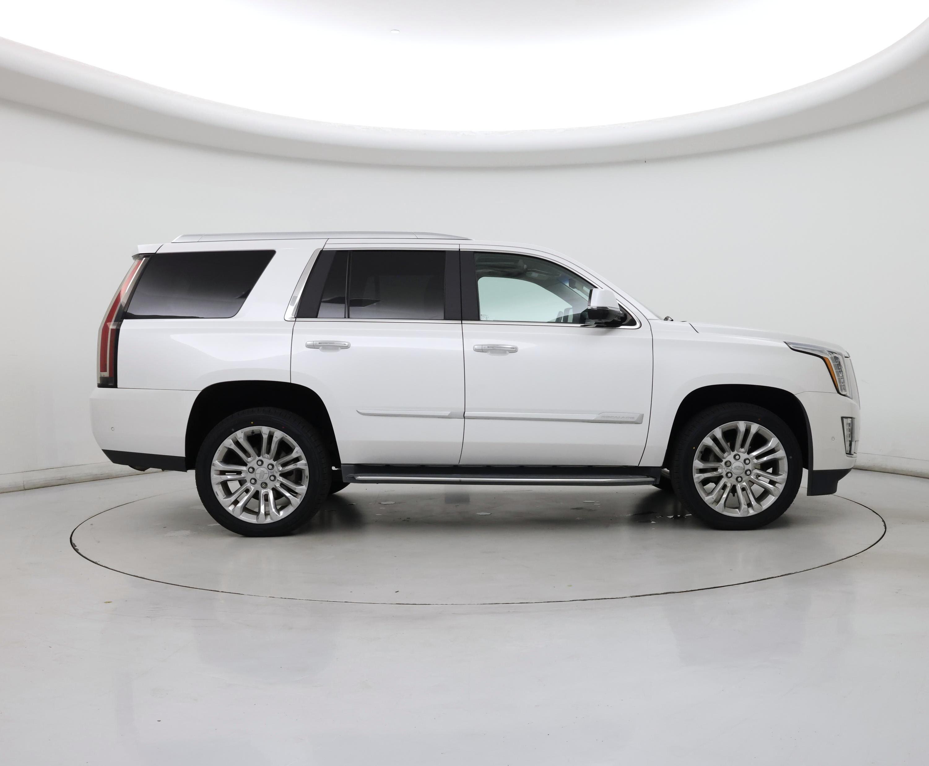 Thumbnail: 2018 Cadillac Escalade - 7