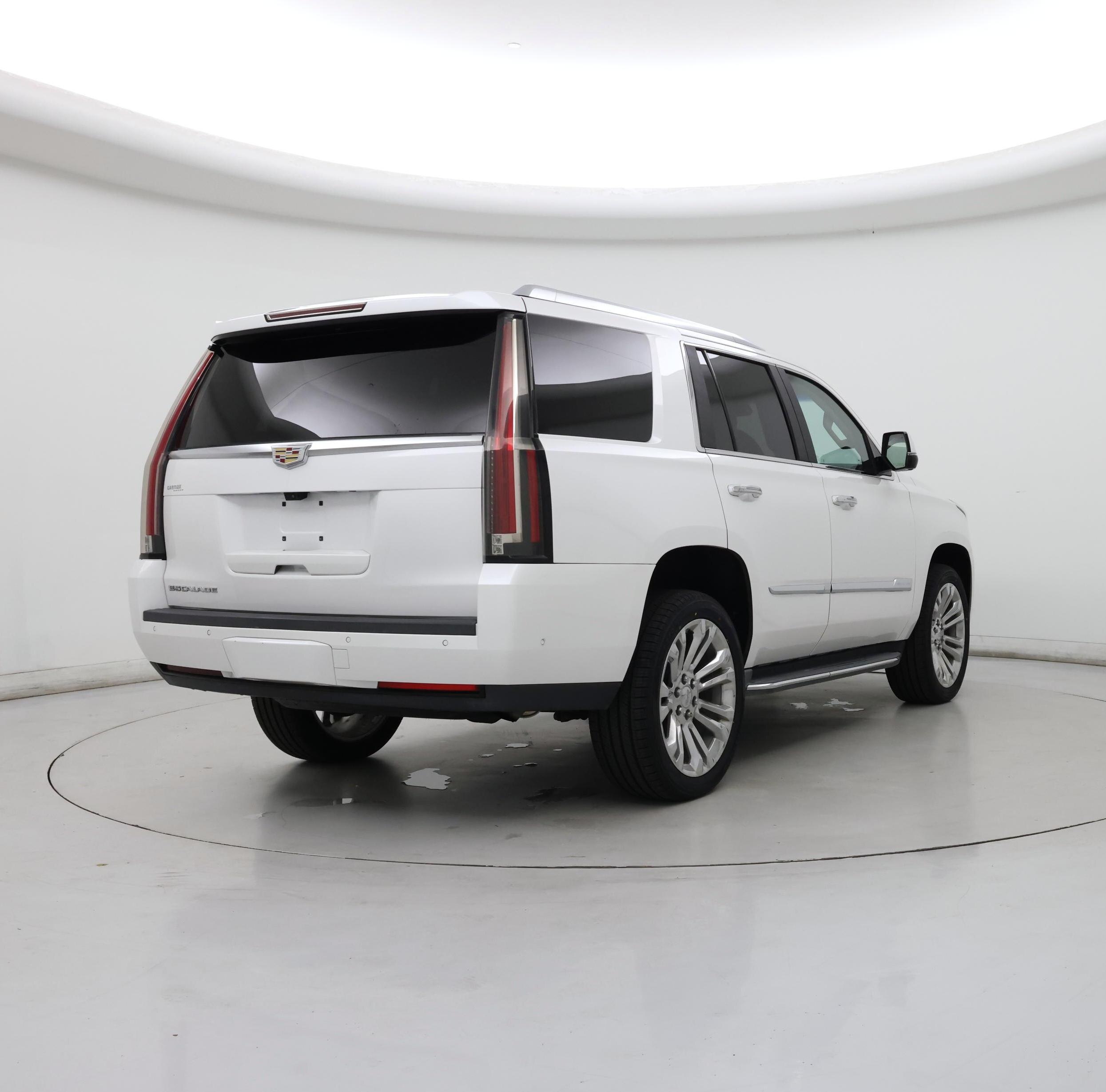 Thumbnail: 2018 Cadillac Escalade - 8