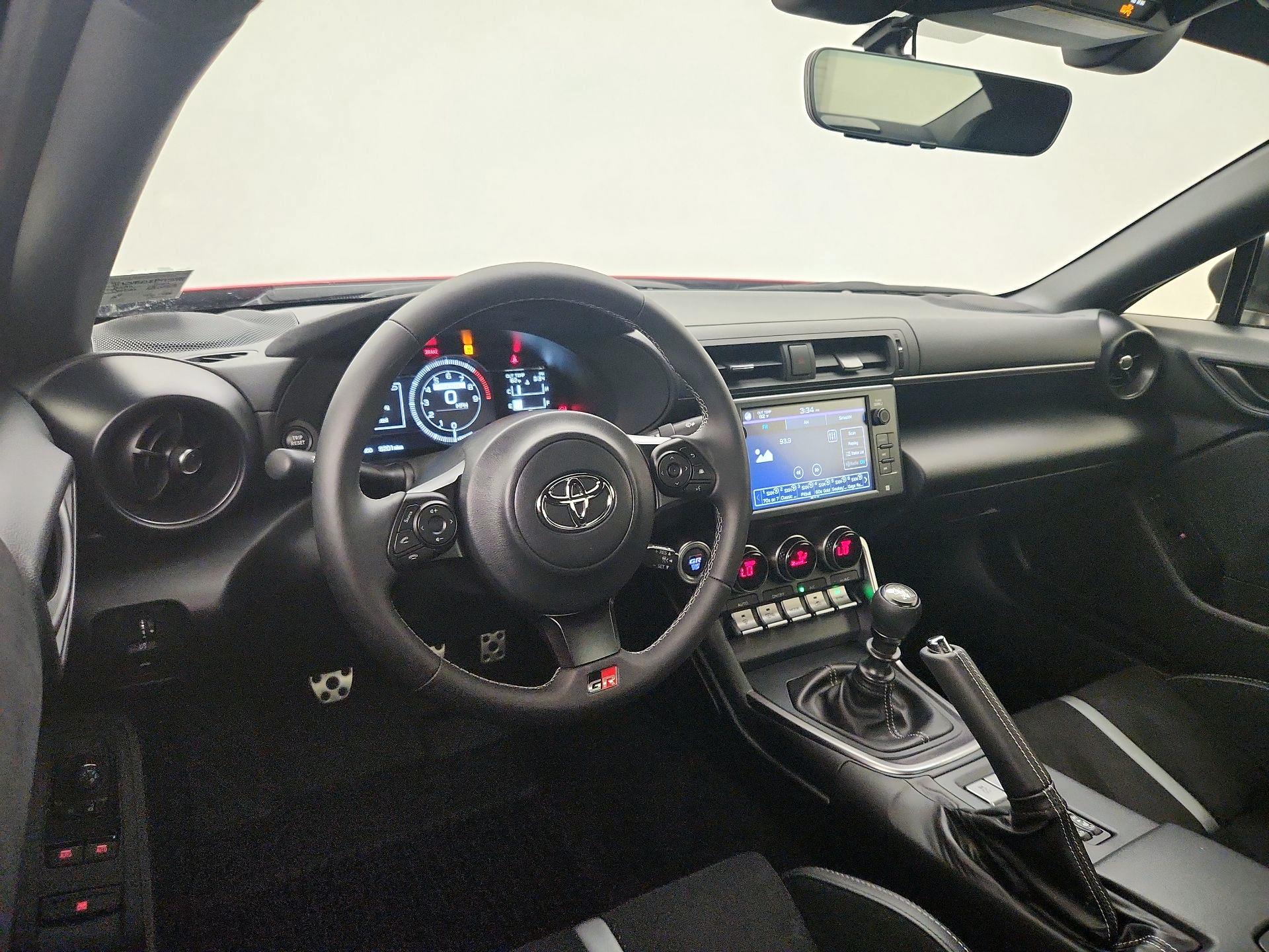 Thumbnail: 2024 Toyota GR86 - 9