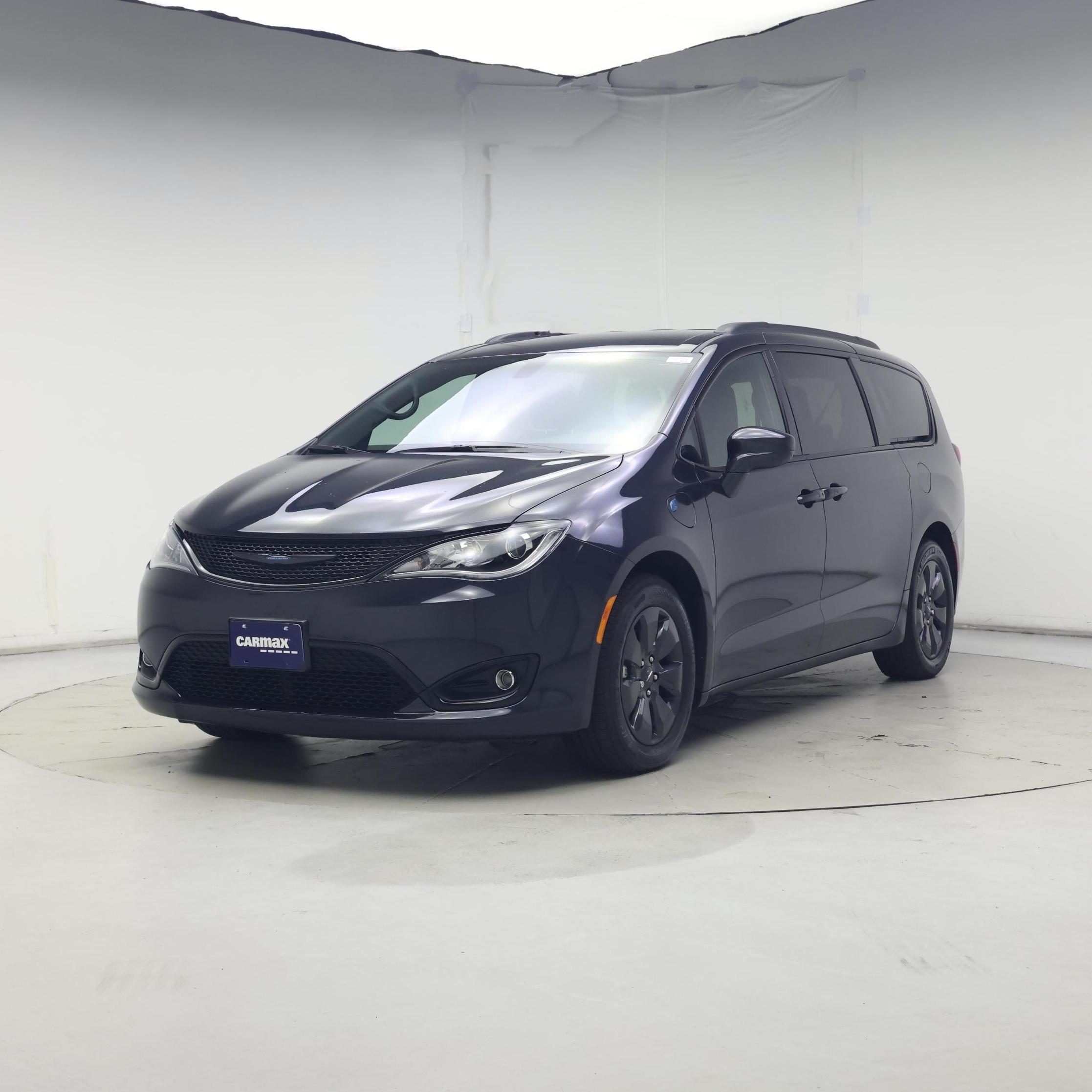 Thumbnail: 2020 Chrysler Pacifica - 4