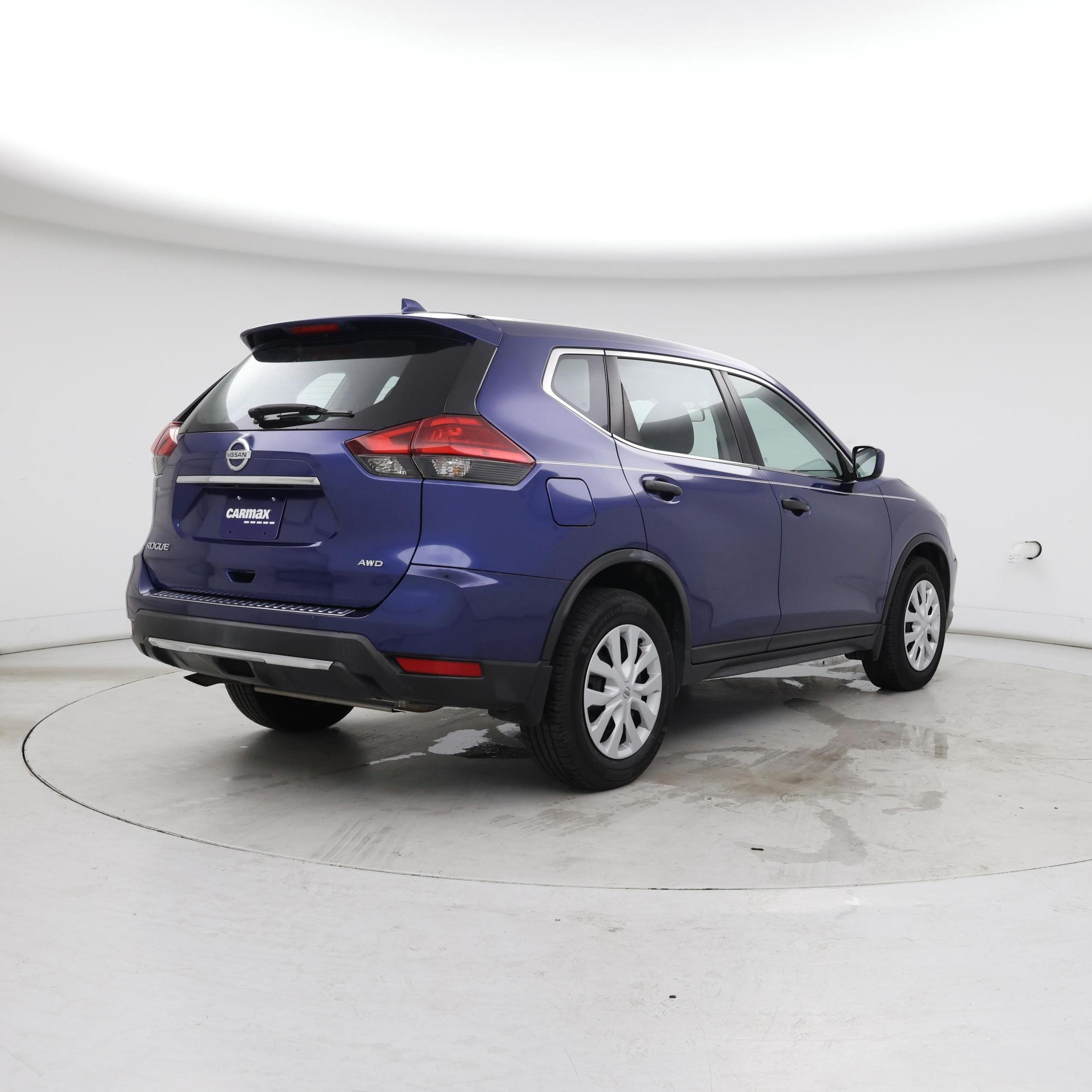 Thumbnail: 2017 Nissan Rogue - 8