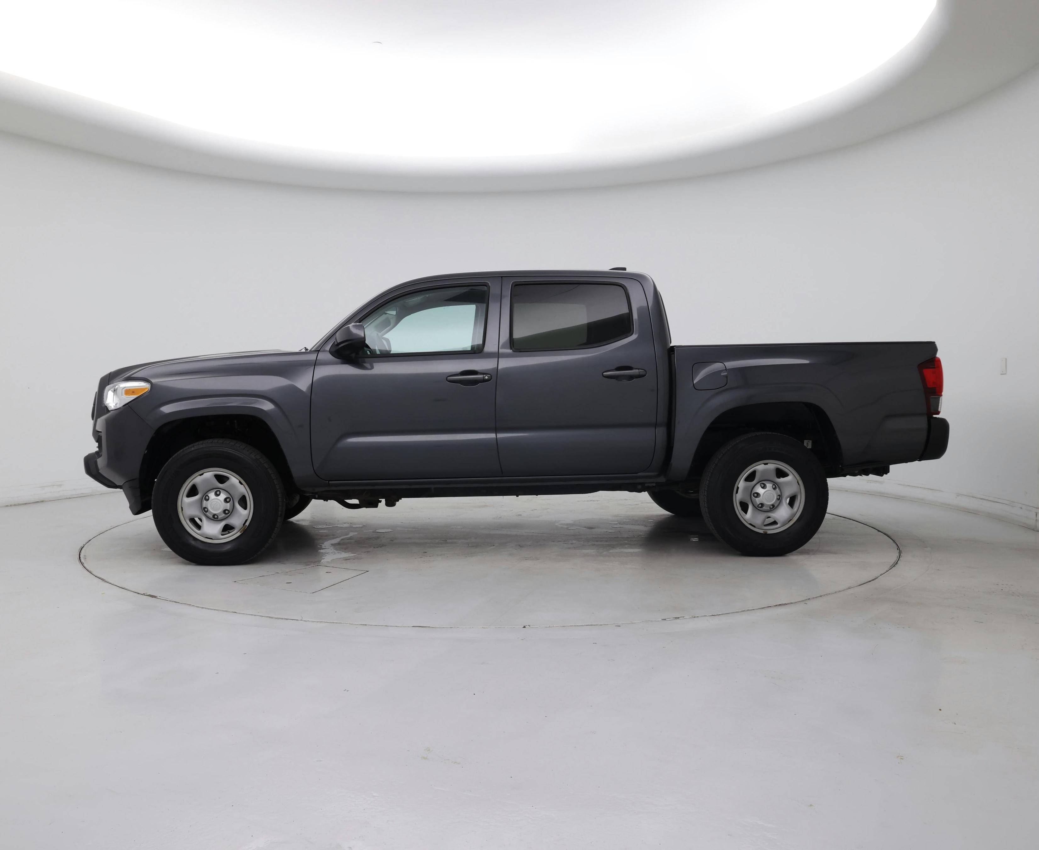 Thumbnail: 2022 Toyota Tacoma - 3