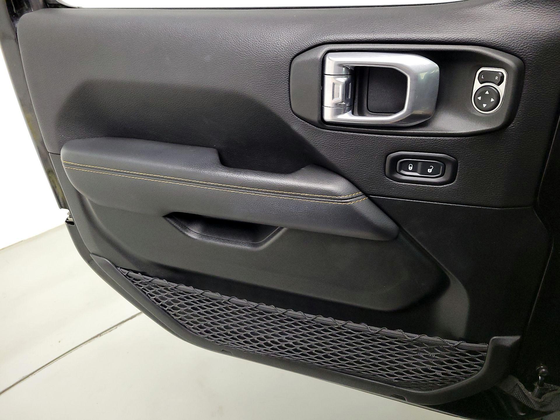 Thumbnail: 2021 Jeep Wrangler - 12