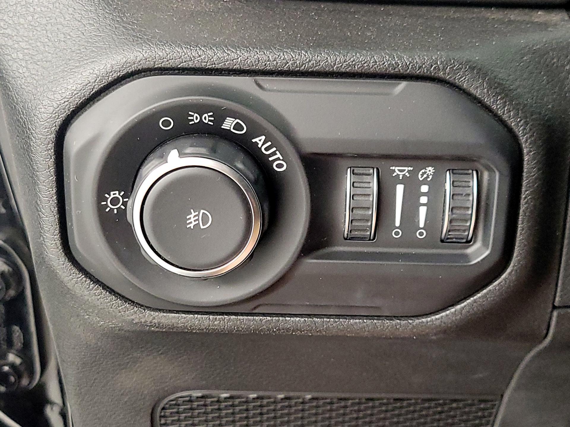 Thumbnail: 2021 Jeep Wrangler - 13