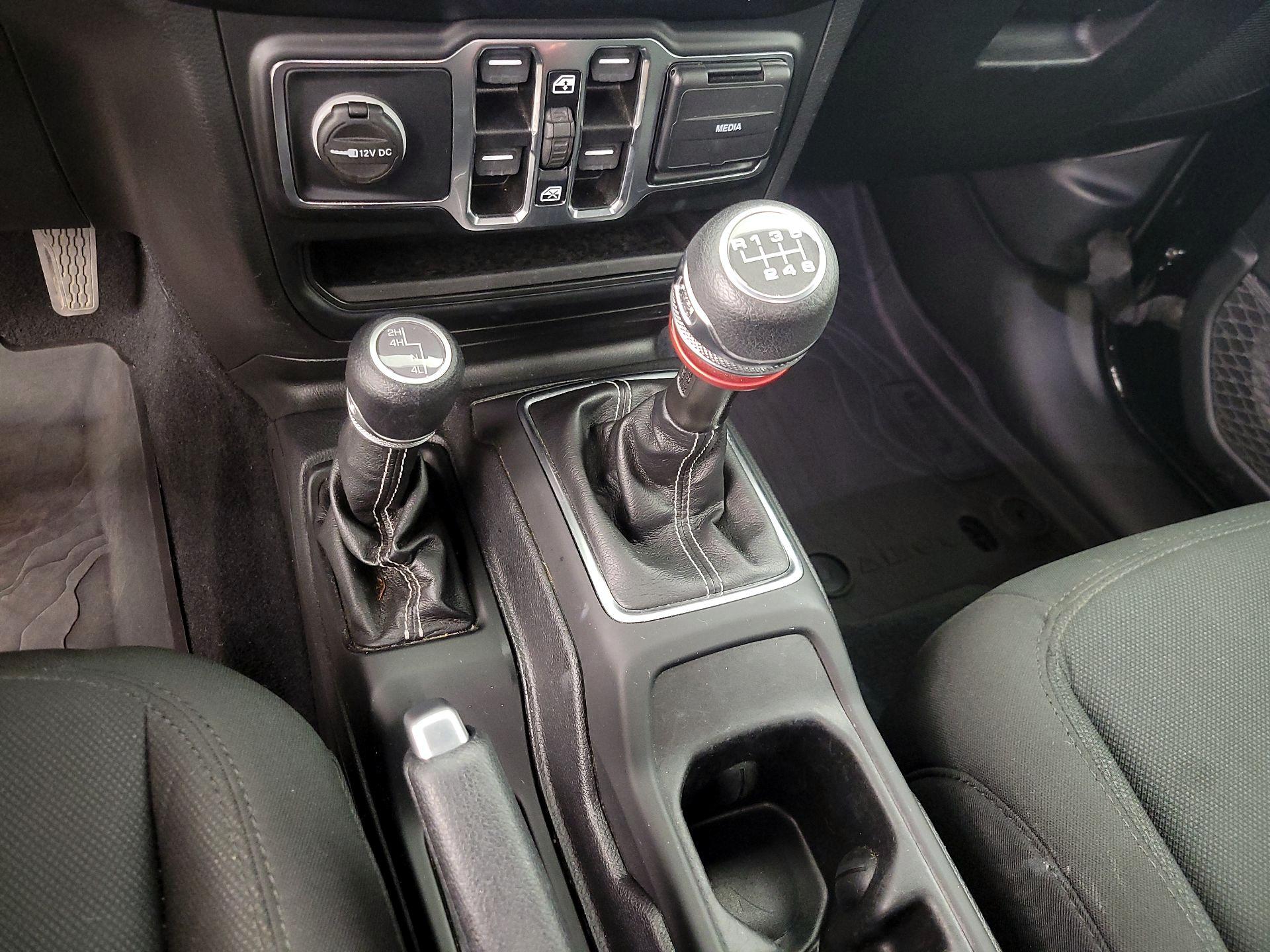 Thumbnail: 2021 Jeep Wrangler - 18