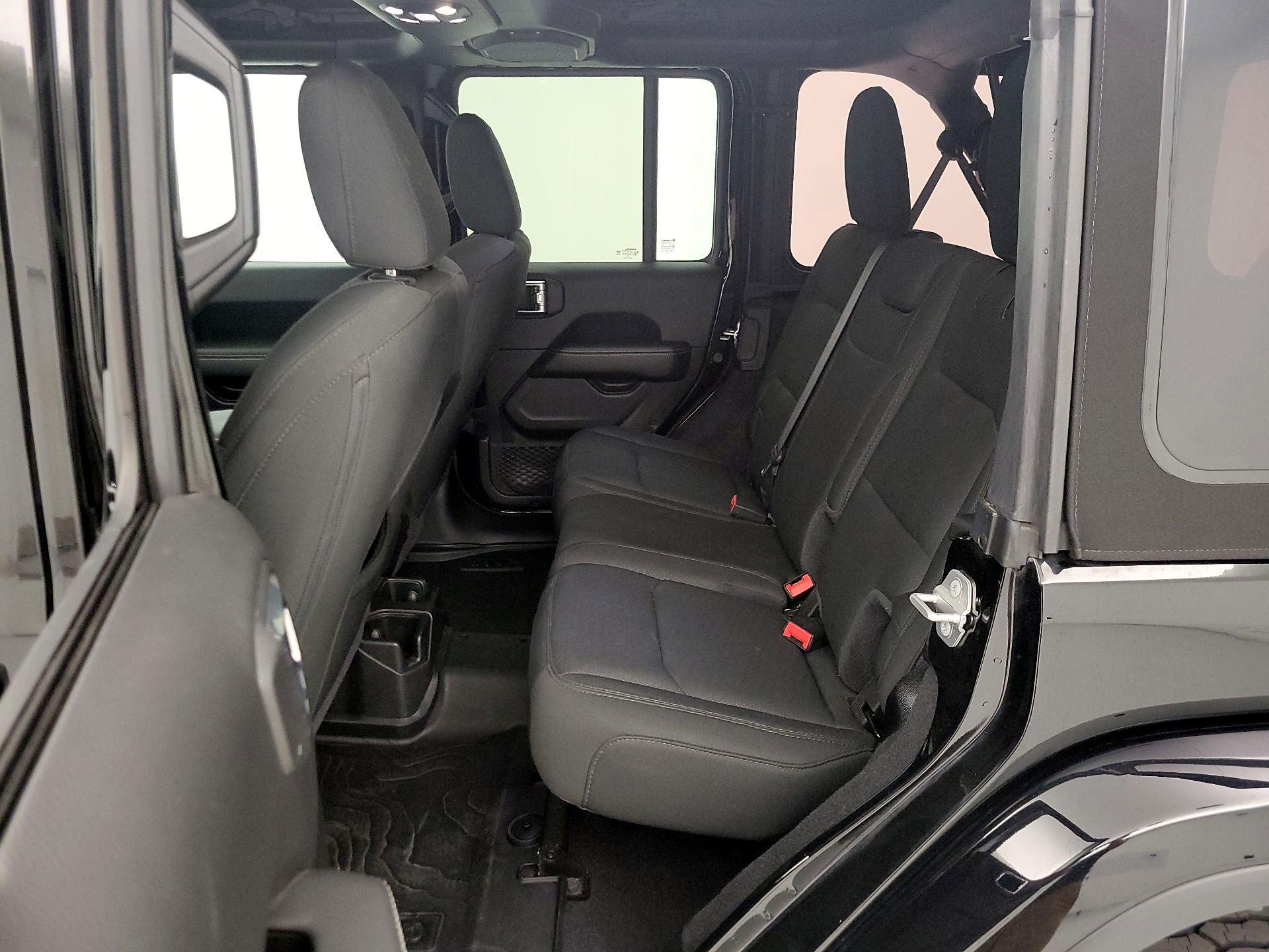 Thumbnail: 2021 Jeep Wrangler - 20