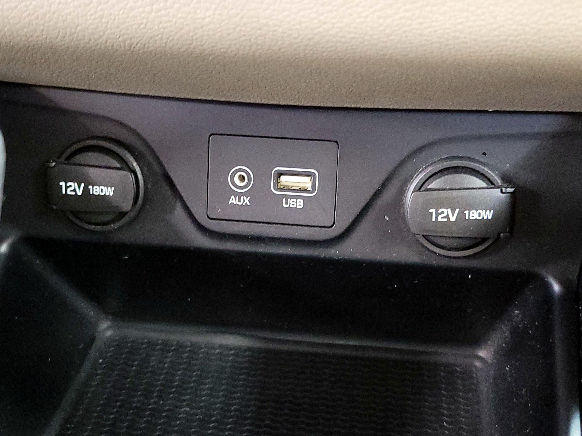 Thumbnail: 2016 Hyundai Tucson - 18