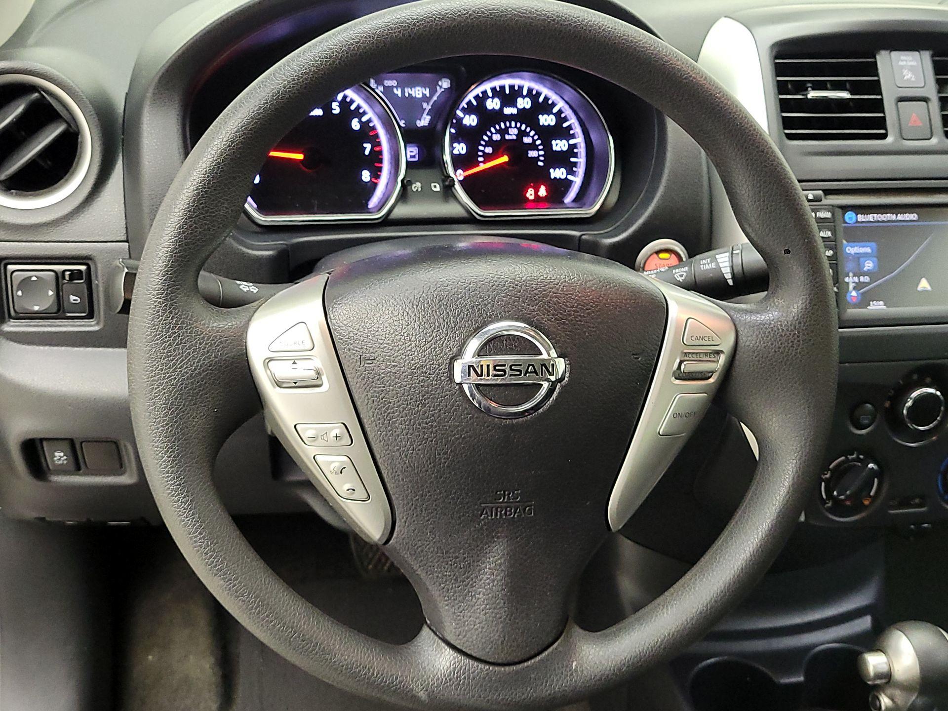 Thumbnail: 2015 Nissan Versa - 10