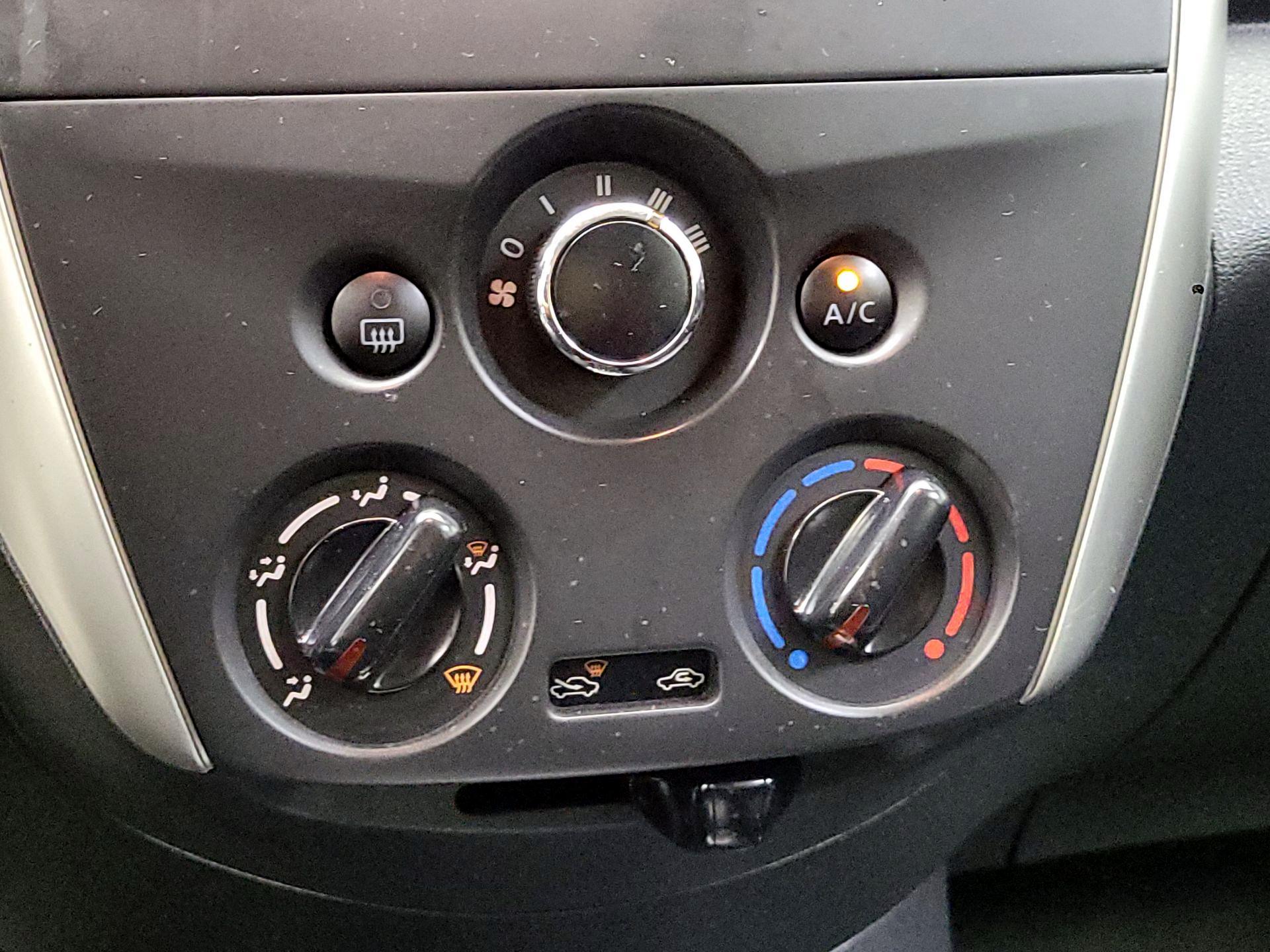 Thumbnail: 2015 Nissan Versa - 17