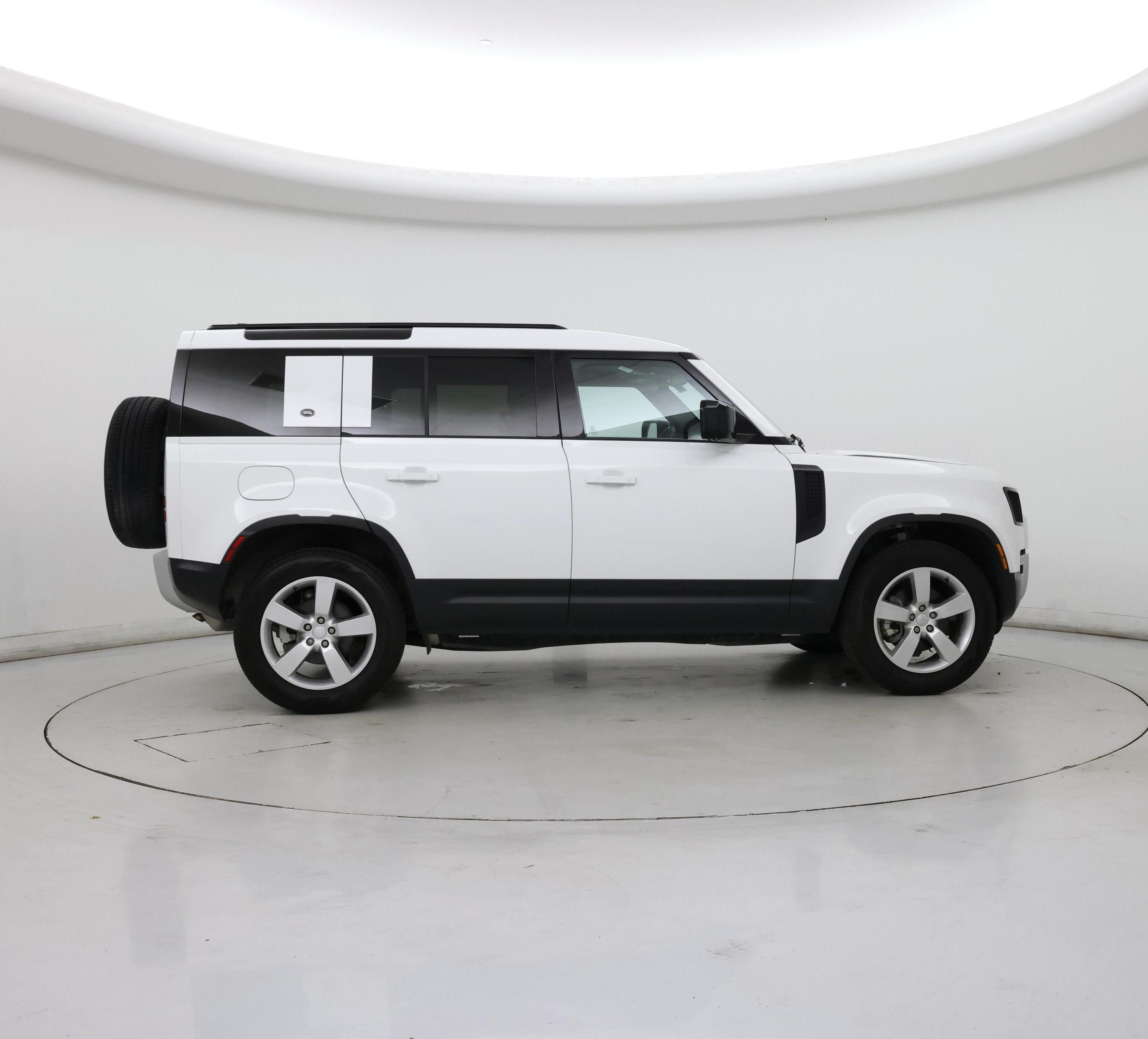 Thumbnail: 2023 Land Rover Defender - 7