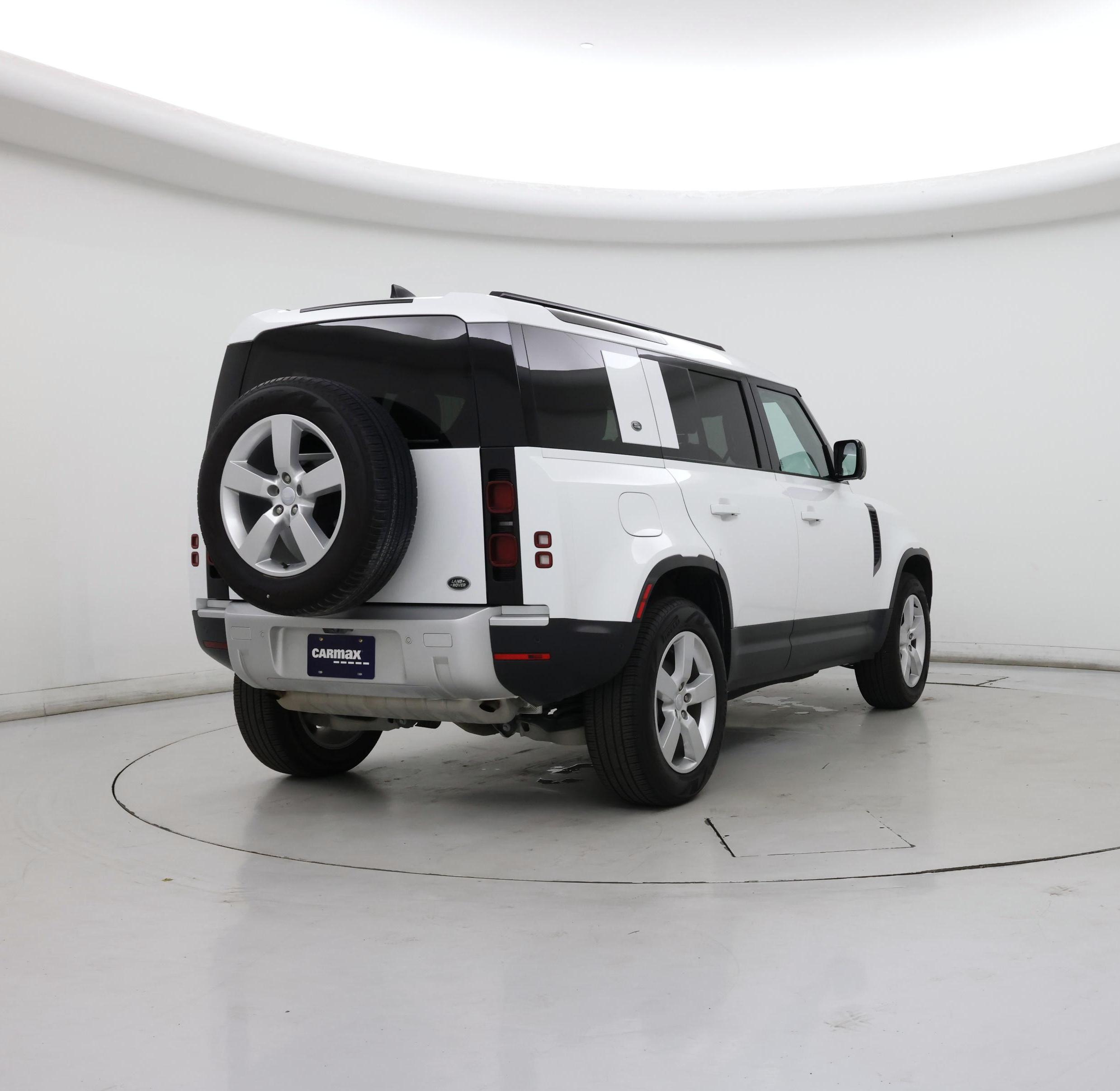 Thumbnail: 2023 Land Rover Defender - 8