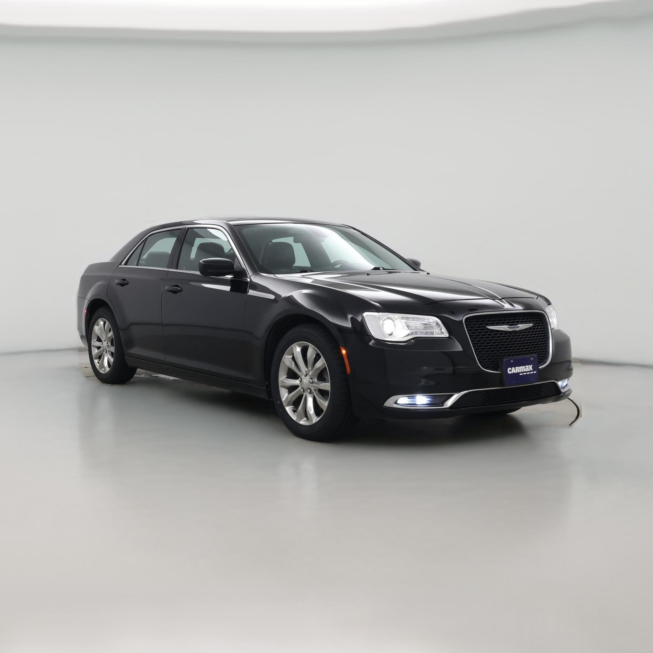 Thumbnail: 2019 Chrysler 300 - 1