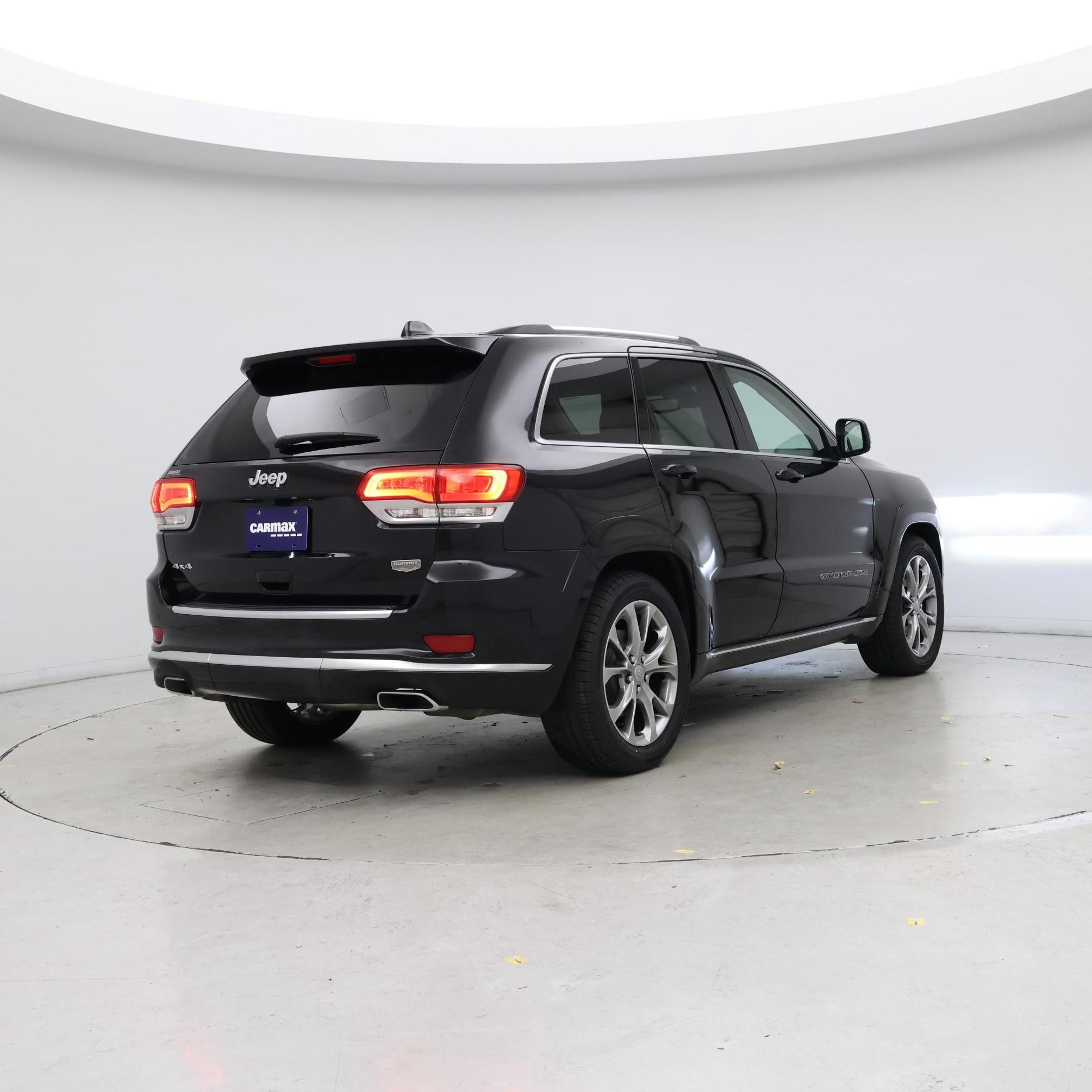 Thumbnail: 2020 Jeep Grand Cherokee - 8