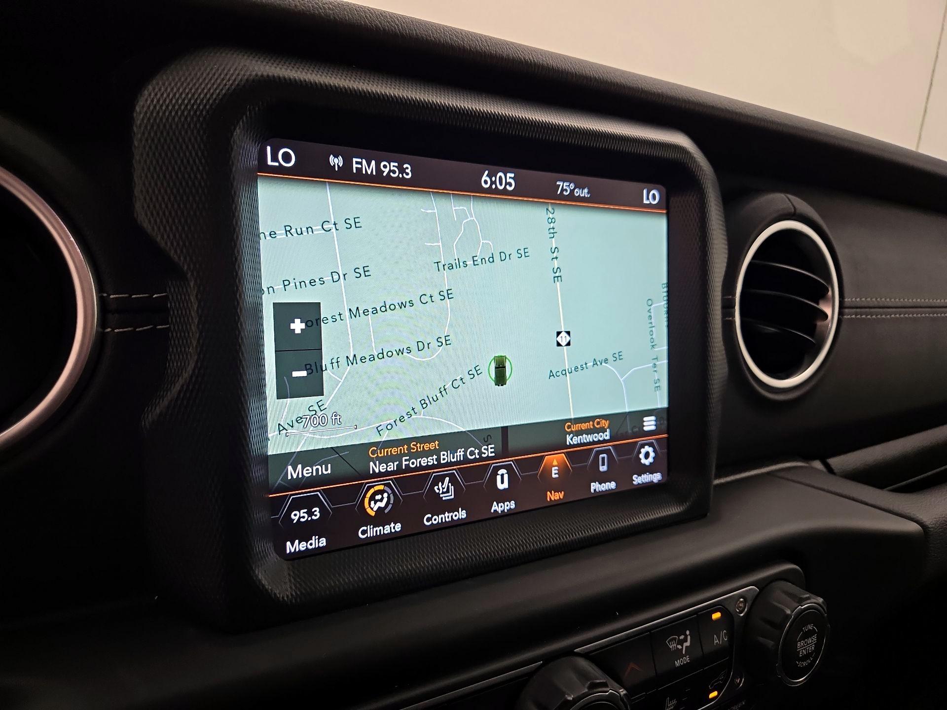 Thumbnail: 2023 Jeep Wrangler - 14