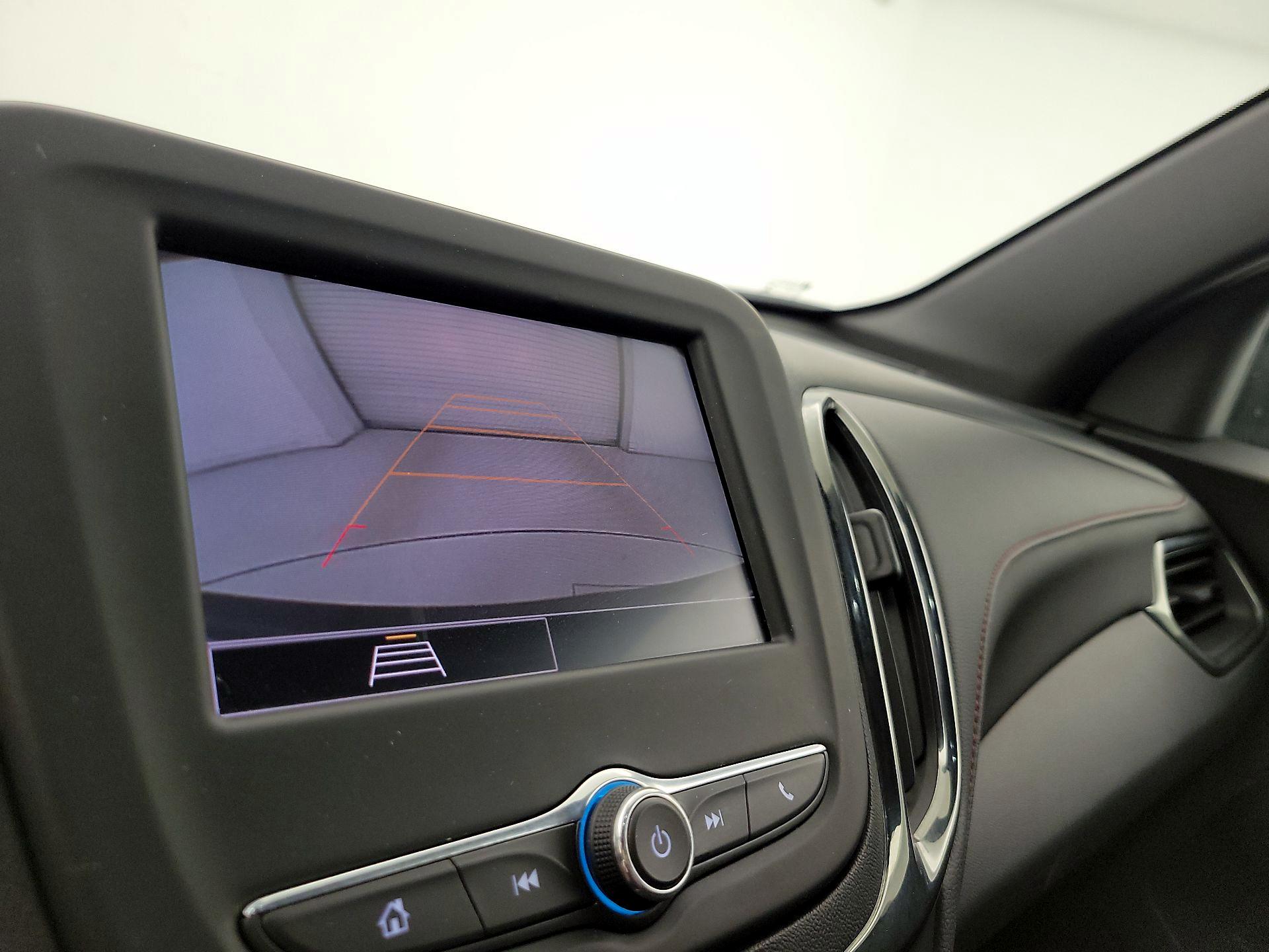 Thumbnail: 2022 Chevrolet Equinox - 15
