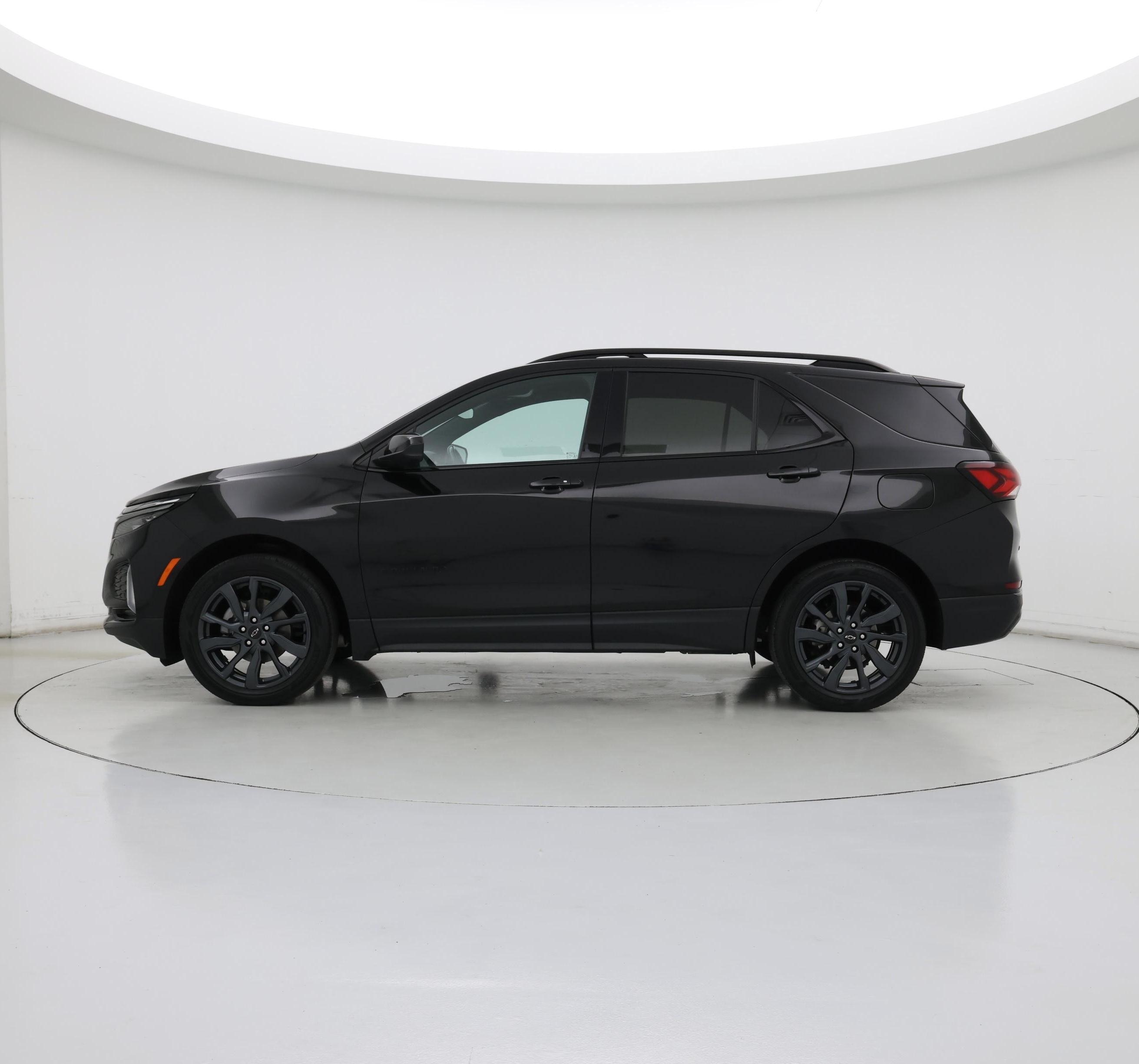 Thumbnail: 2022 Chevrolet Equinox - 3