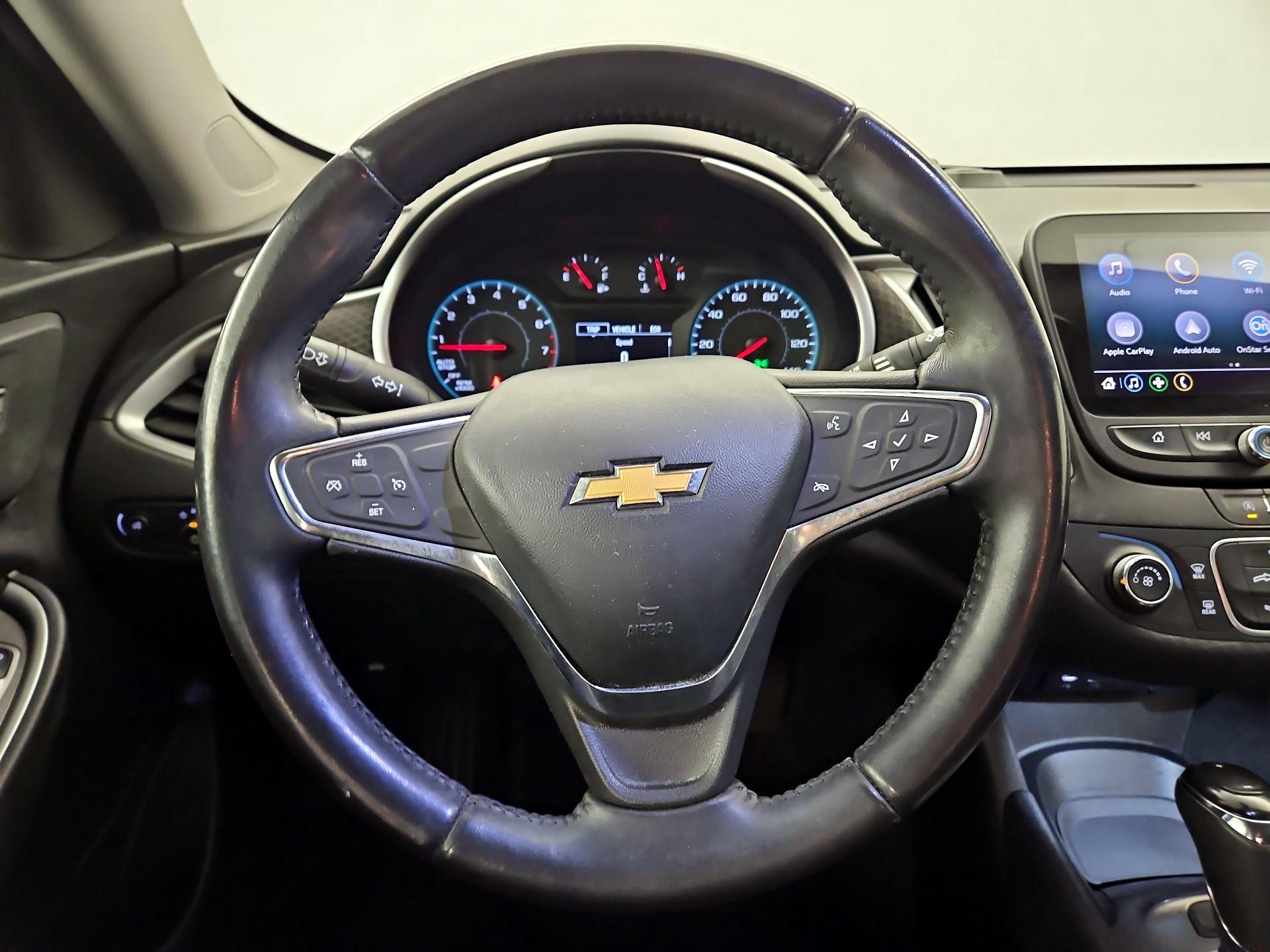 Thumbnail: 2020 Chevrolet Malibu - 10