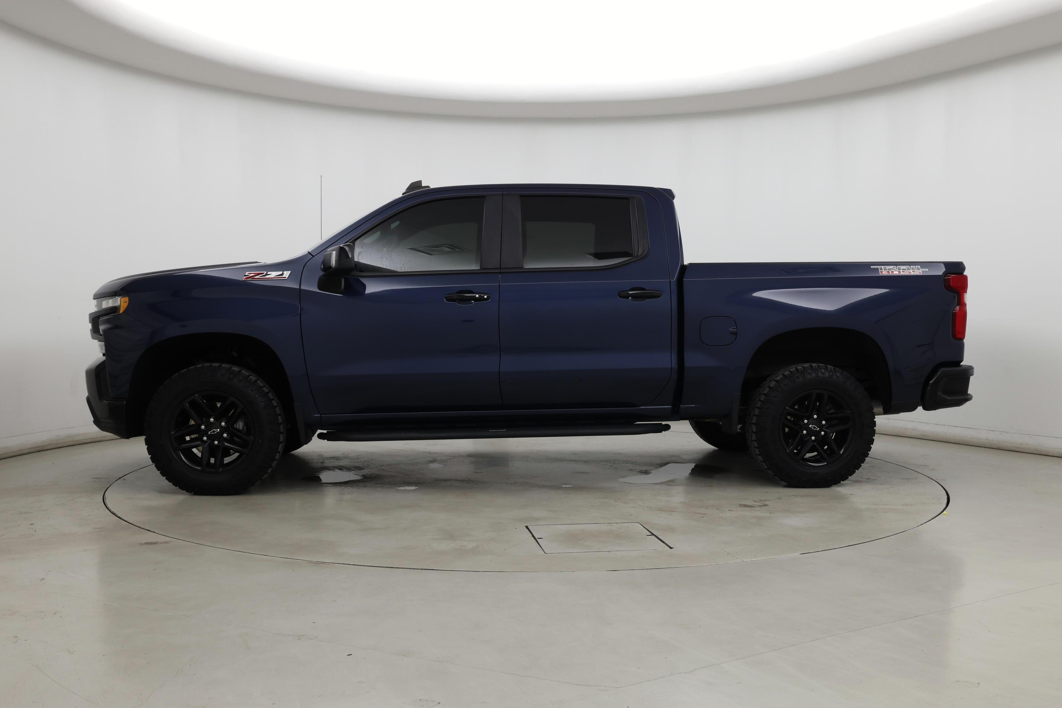 Thumbnail: 2021 Chevrolet Silverado 1500 - 3