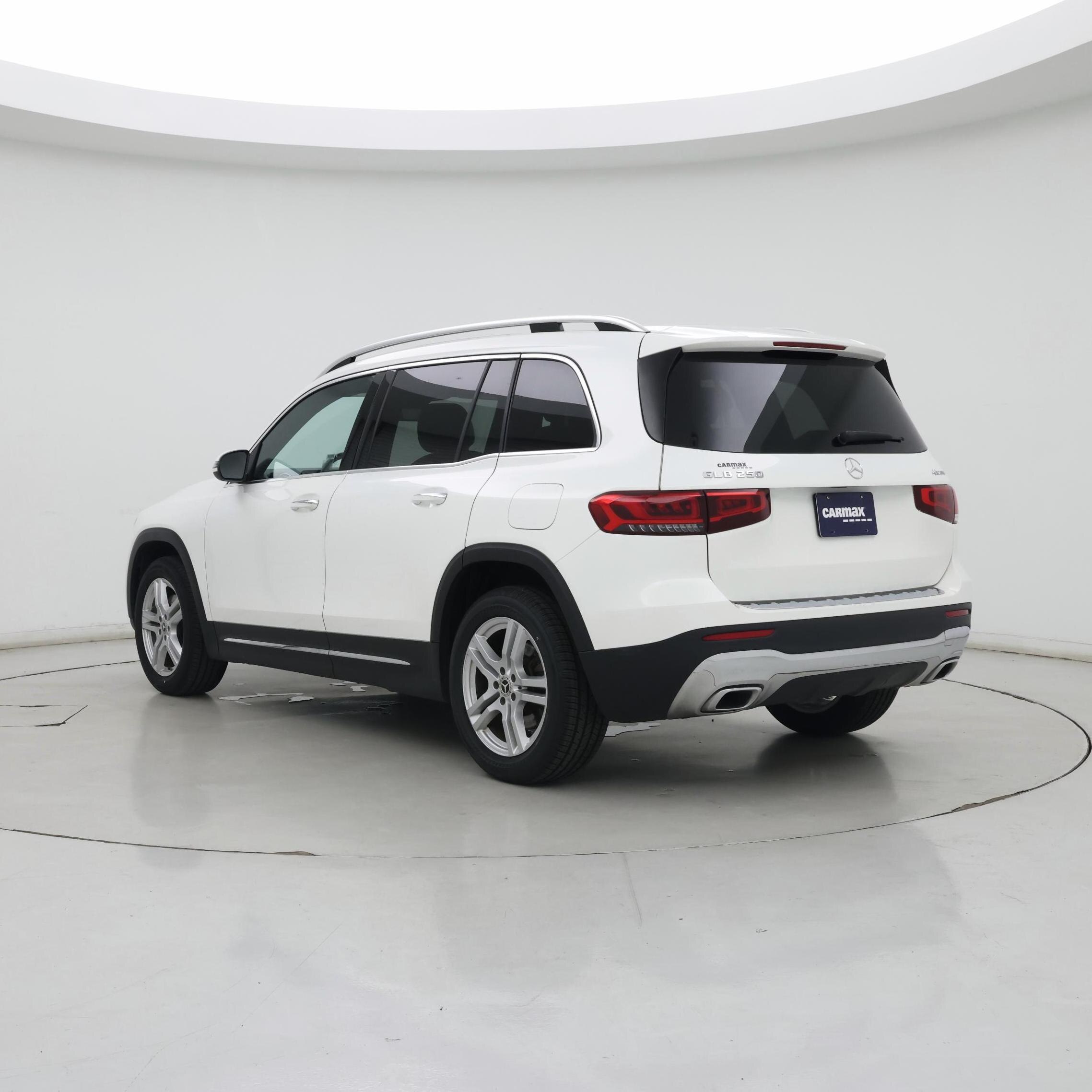 Thumbnail: 2023 Mercedes-Benz GLB - 2