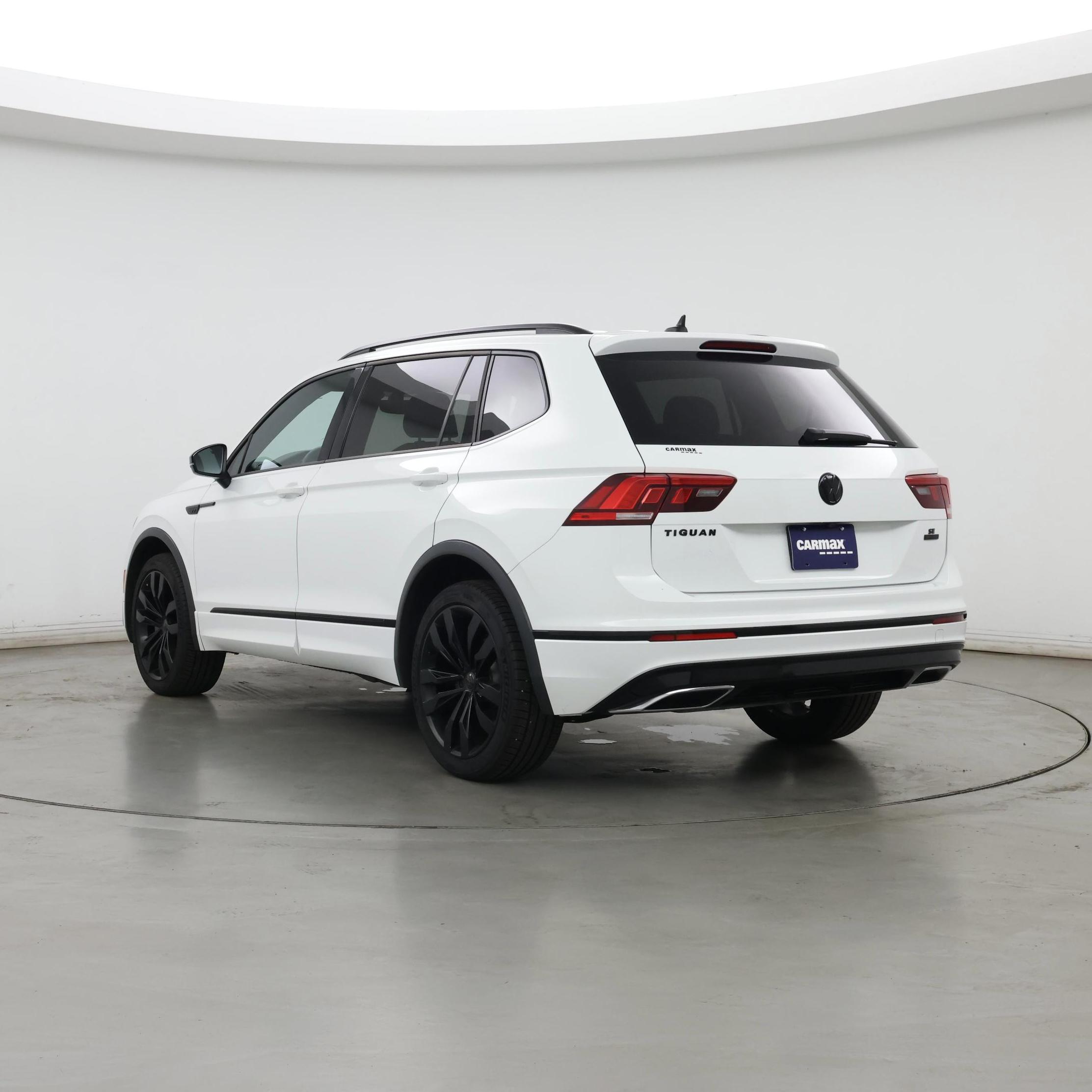 Thumbnail: 2021 Volkswagen Tiguan - 2