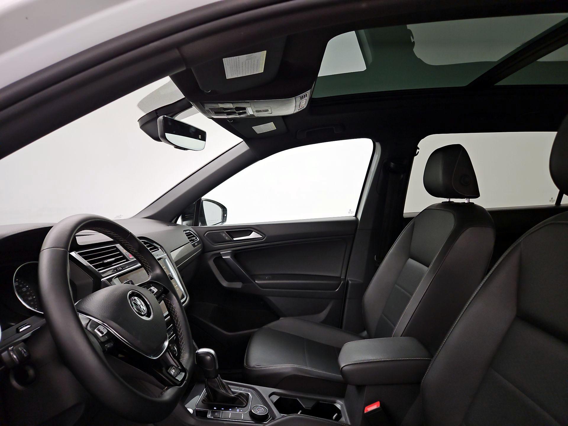 Thumbnail: 2021 Volkswagen Tiguan - 19