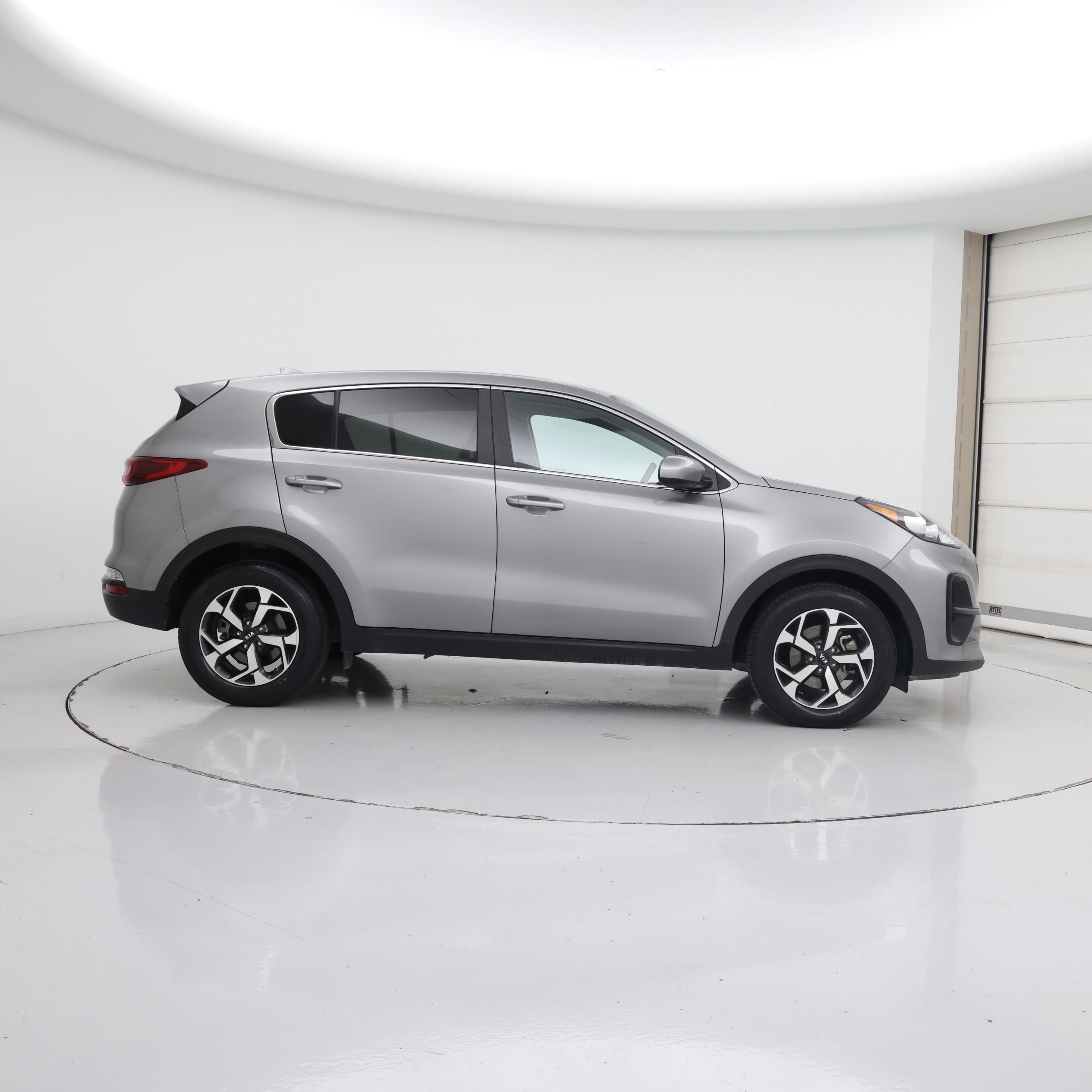 Thumbnail: 2020 Kia Sportage - 7