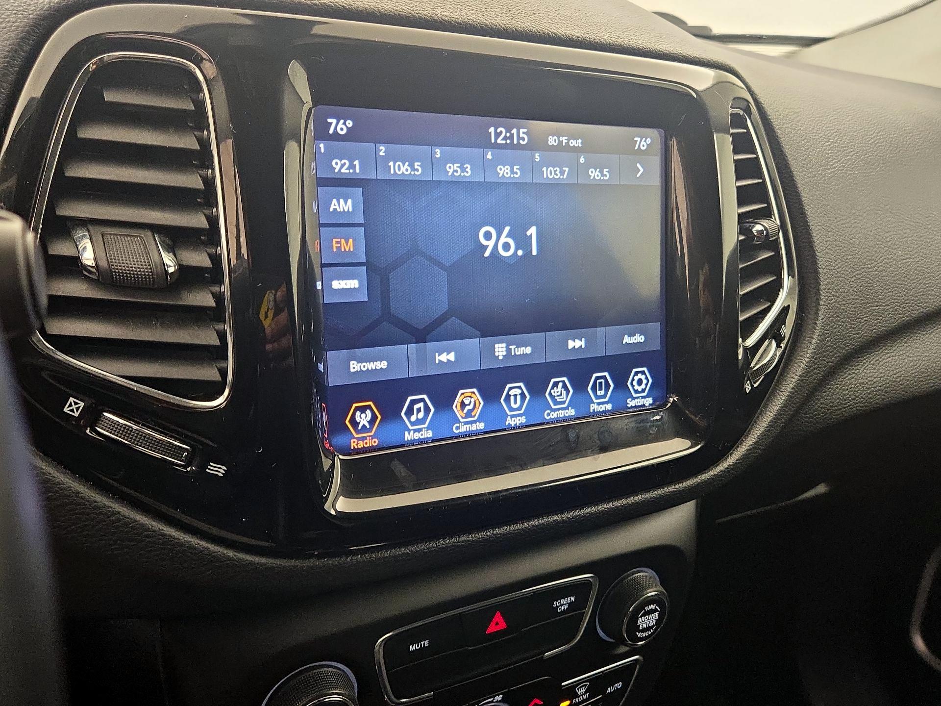 Thumbnail: 2019 Jeep Compass - 15