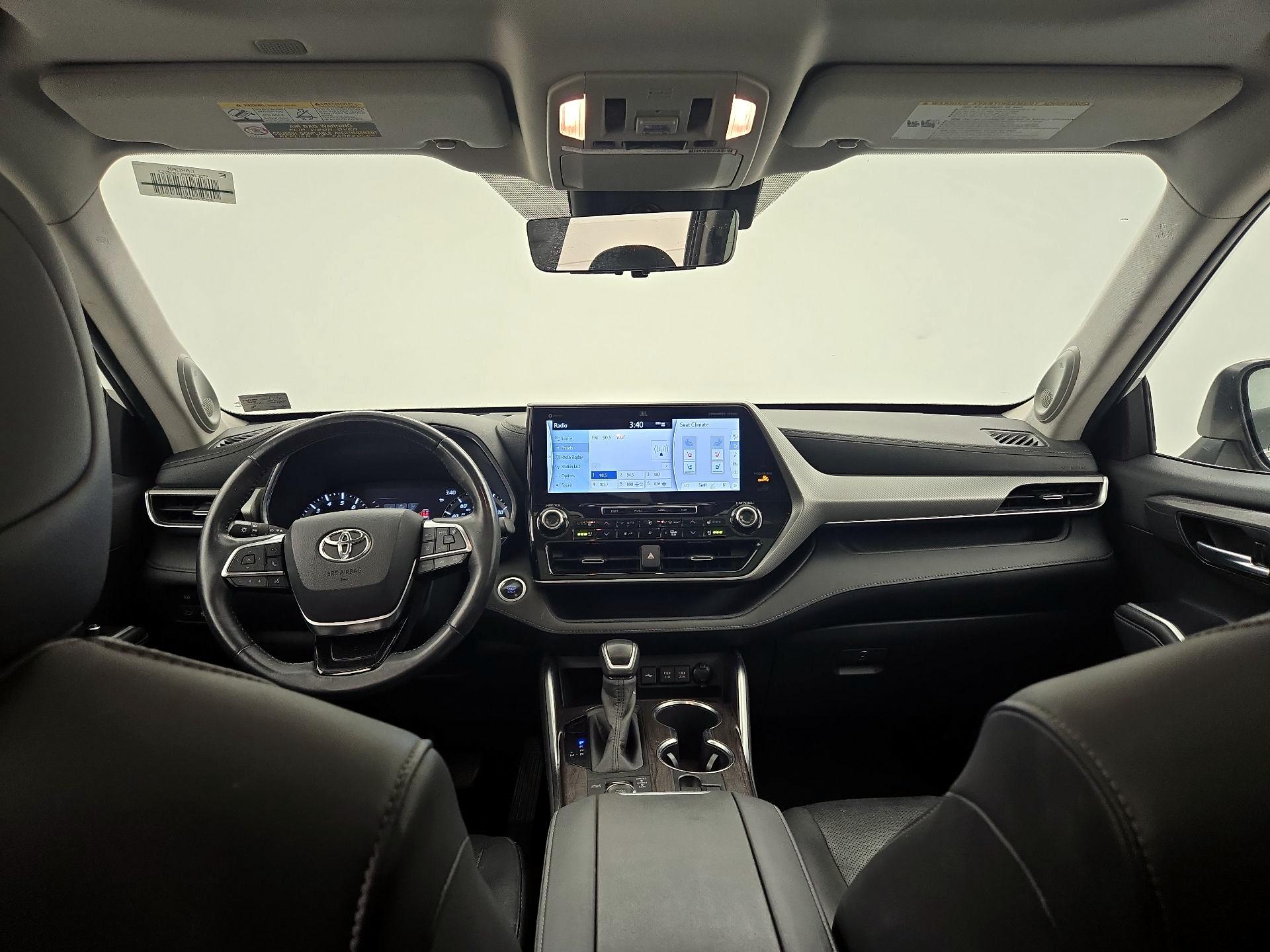 Thumbnail: 2020 Toyota Highlander - 9