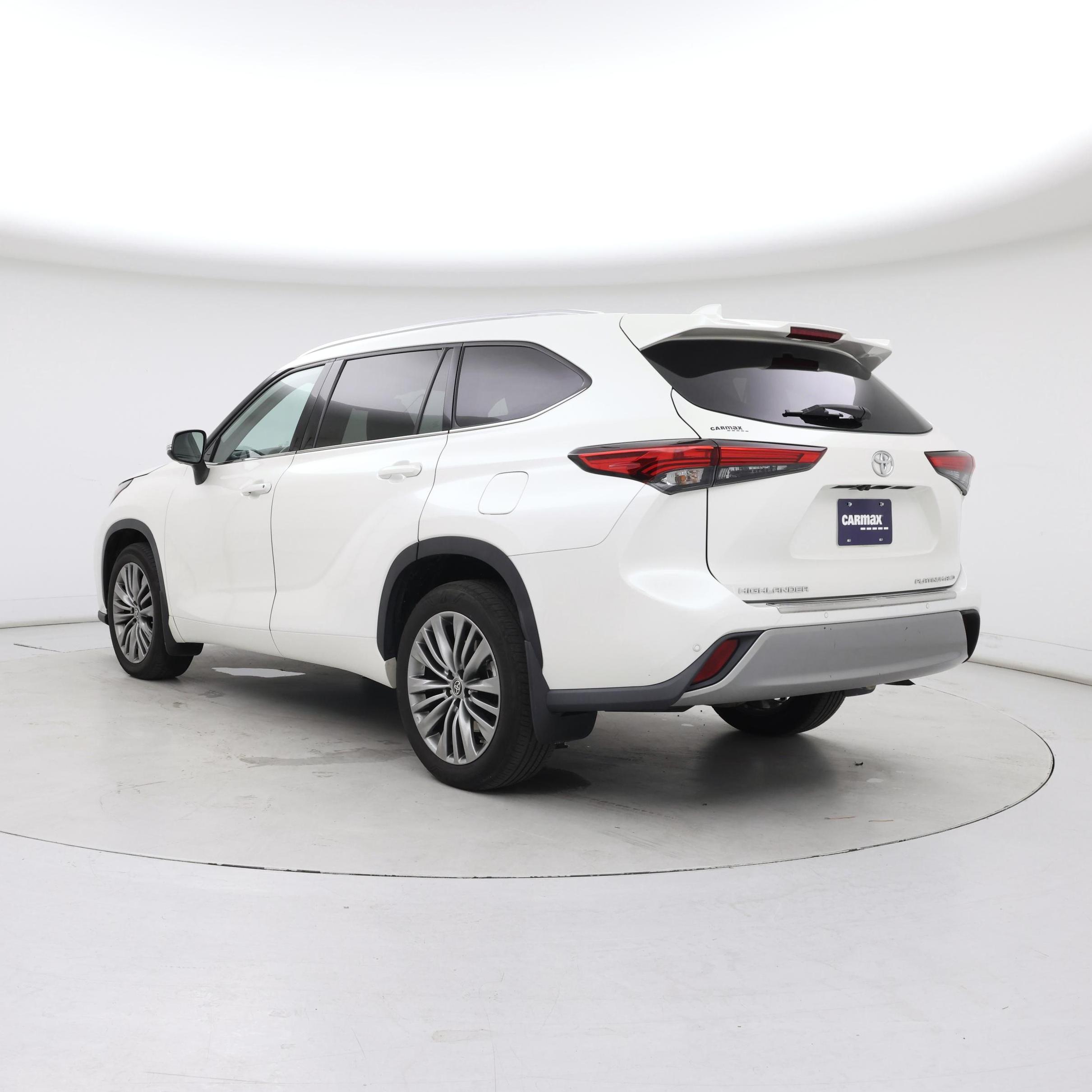Thumbnail: 2020 Toyota Highlander - 2