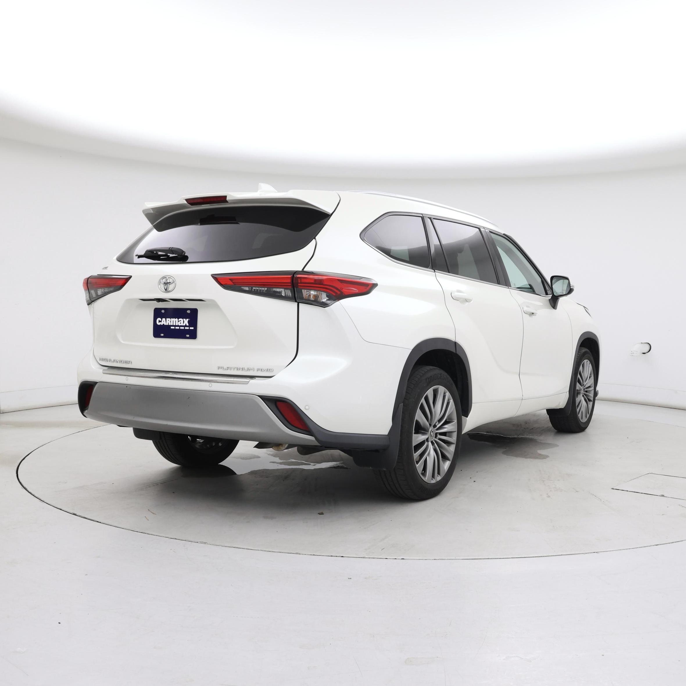 Thumbnail: 2020 Toyota Highlander - 8