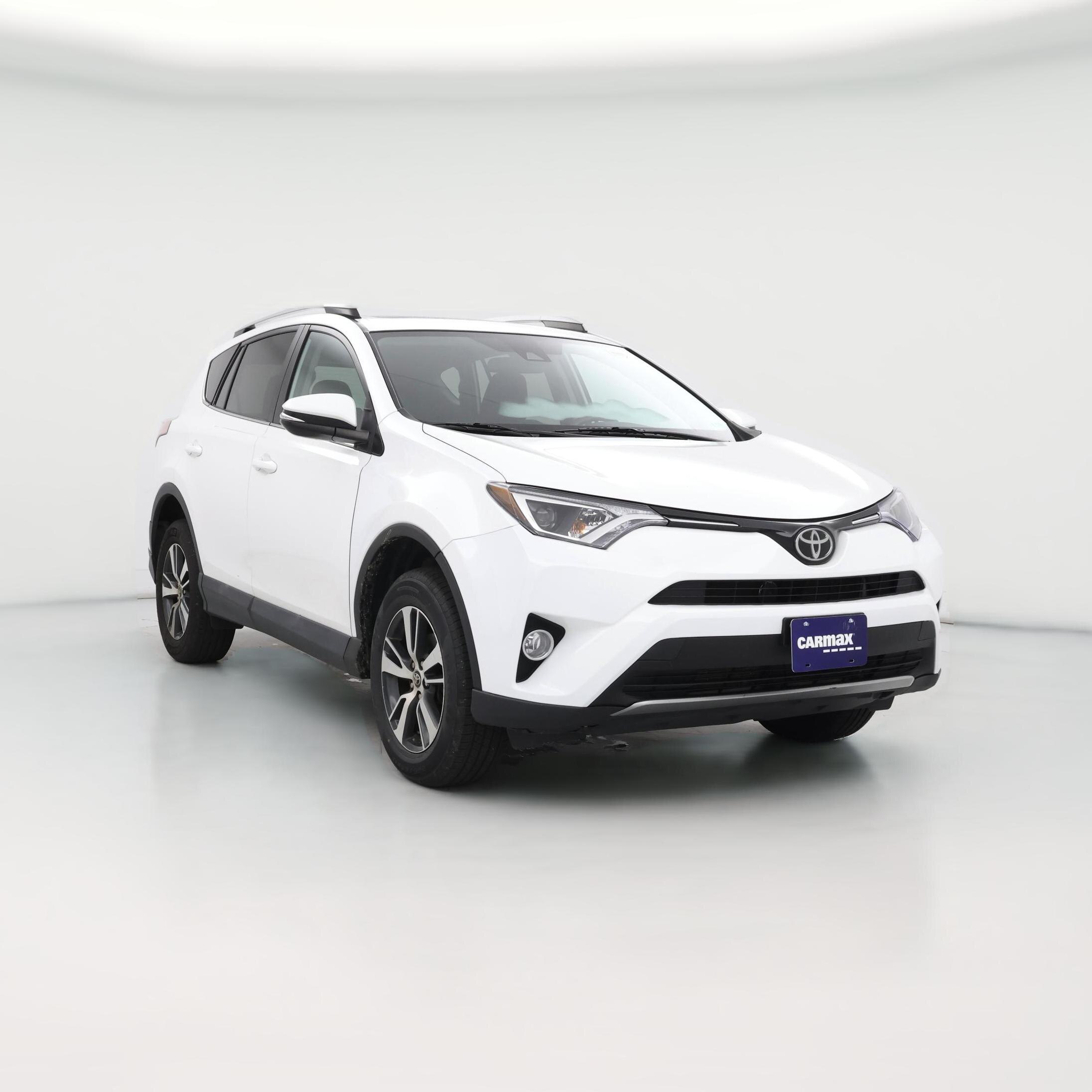 Thumbnail: 2018 Toyota RAV4 - 1