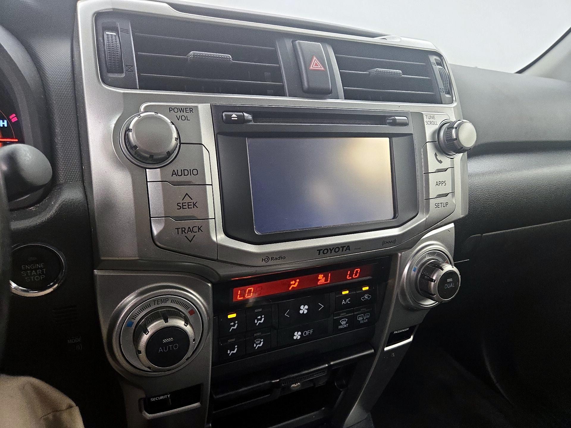 Thumbnail: 2013 Toyota 4Runner - 15