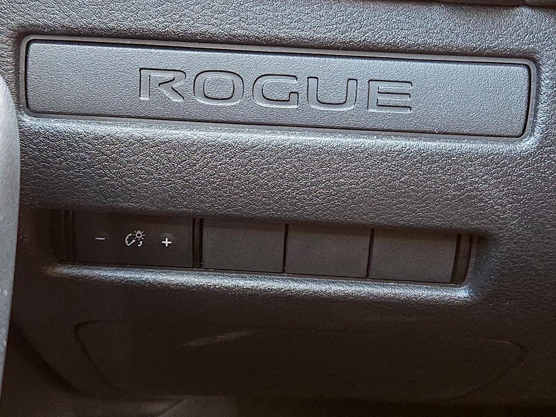 Thumbnail: 2023 Nissan Rogue - 13