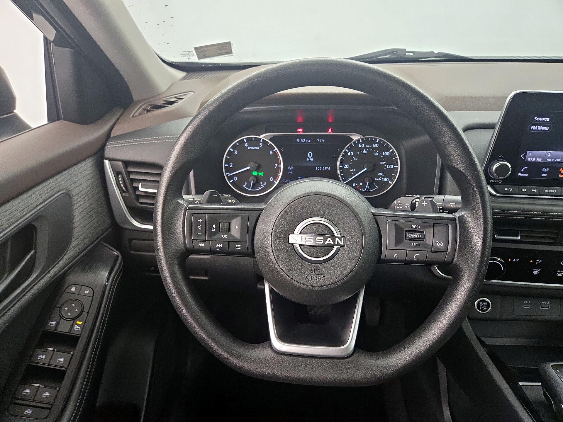 Thumbnail: 2022 Nissan Rogue - 10